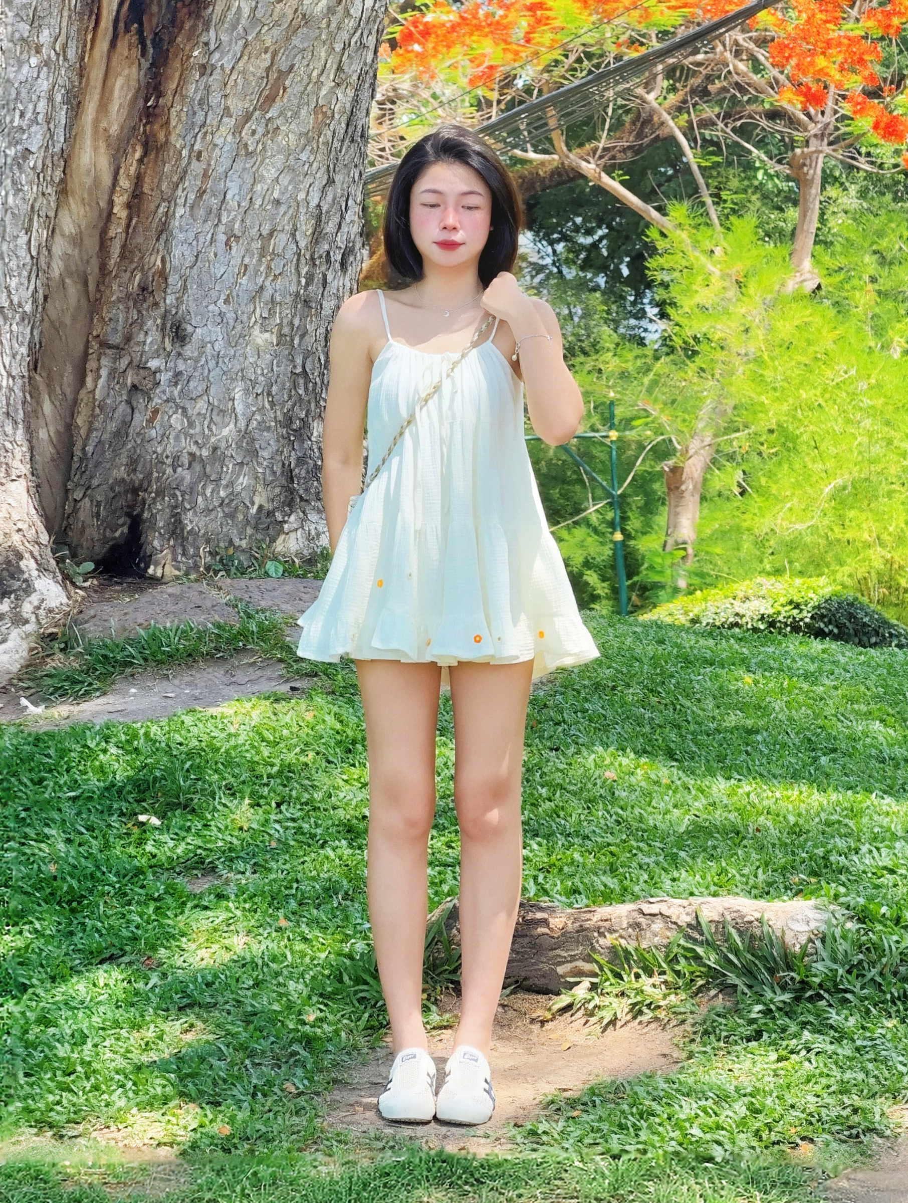 Himawari-website-layerminidress-mwhite-flower-8