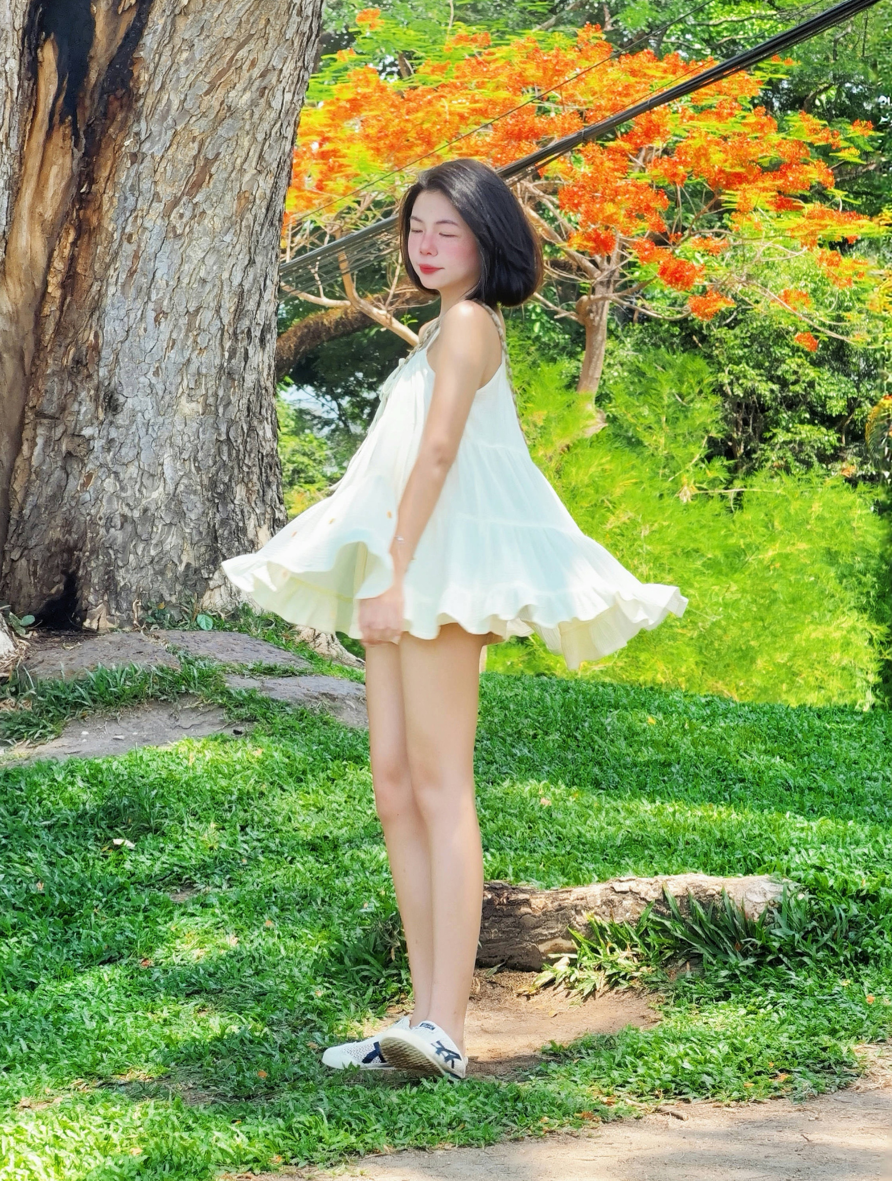 Himawari-website-layerminidress-mwhite-flower-9