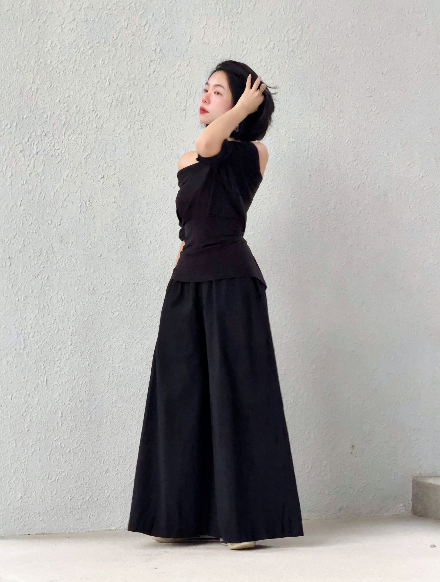 Himawari-website-offshoulder-long-black-6