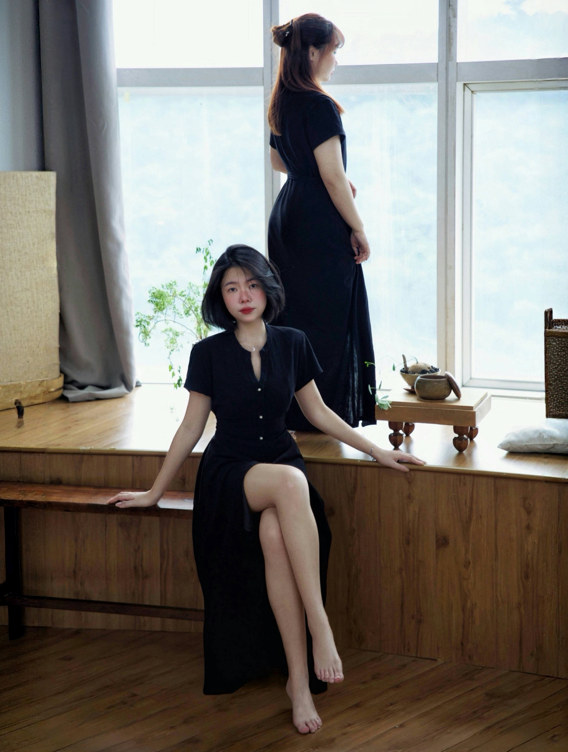 Himawari-website-sf-blackbutton-dress-9