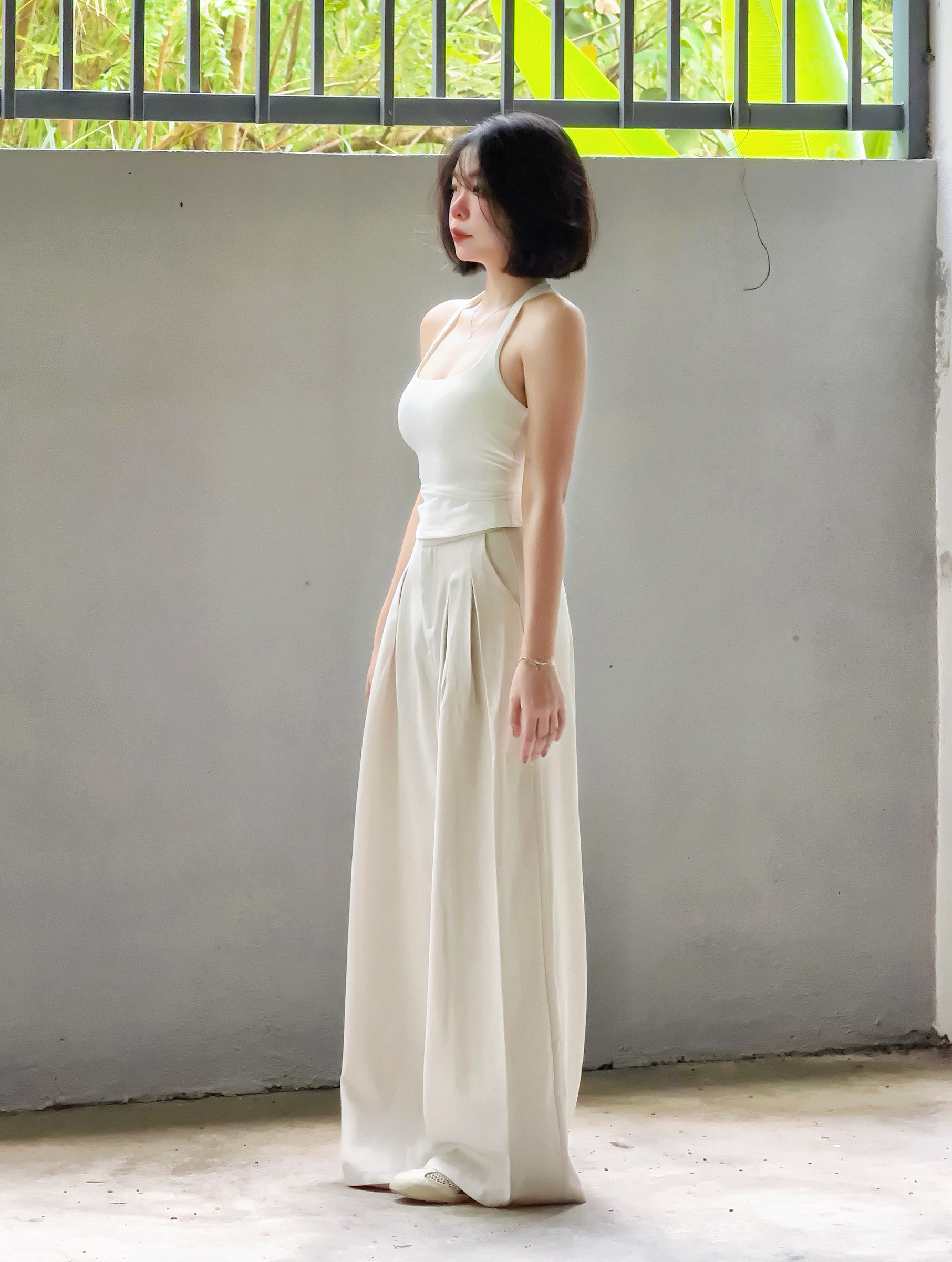 Himawari-website-pleated-trouser-beige-4