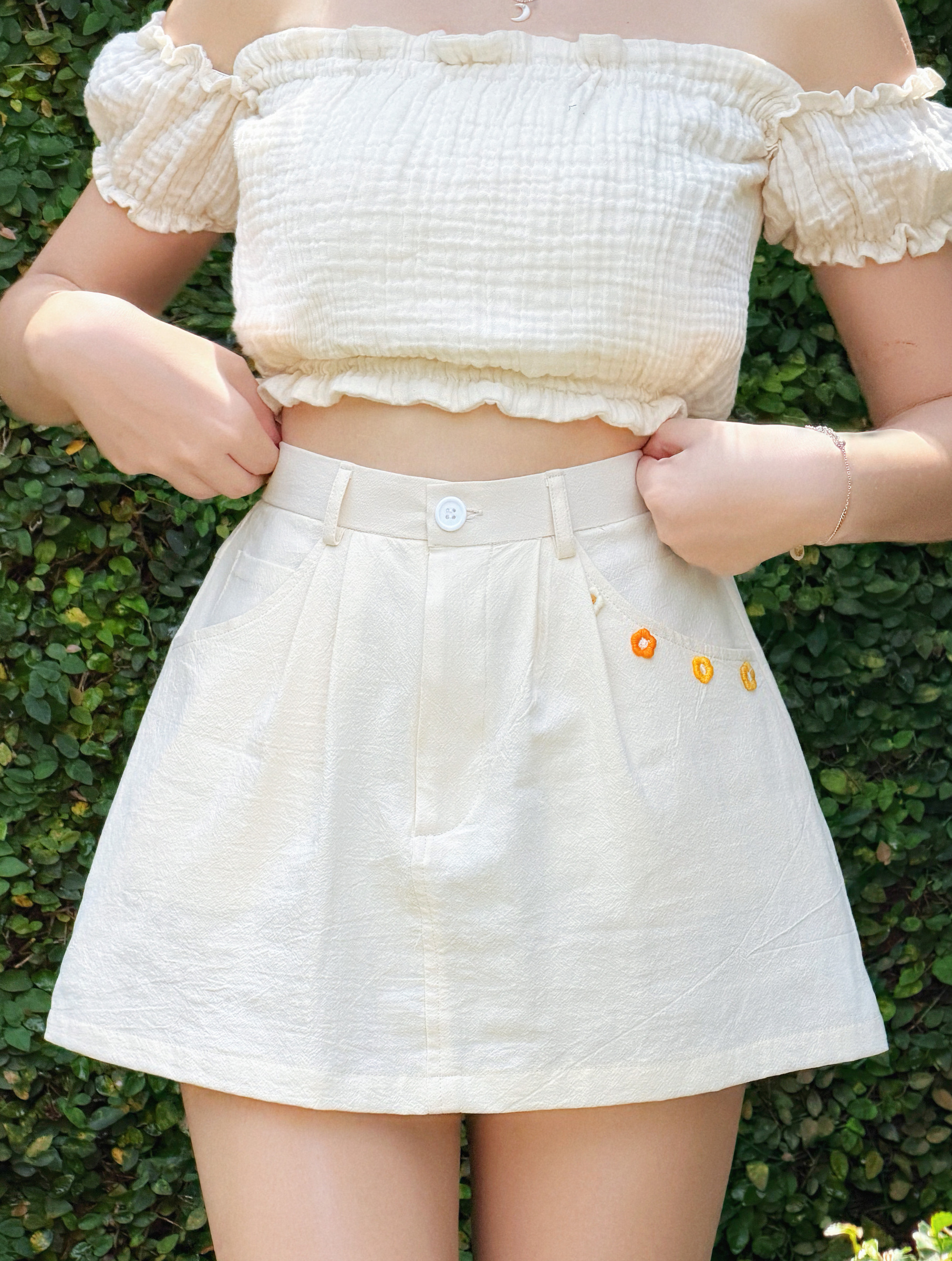 Himawari-website-linen-miniskirt-cream-4