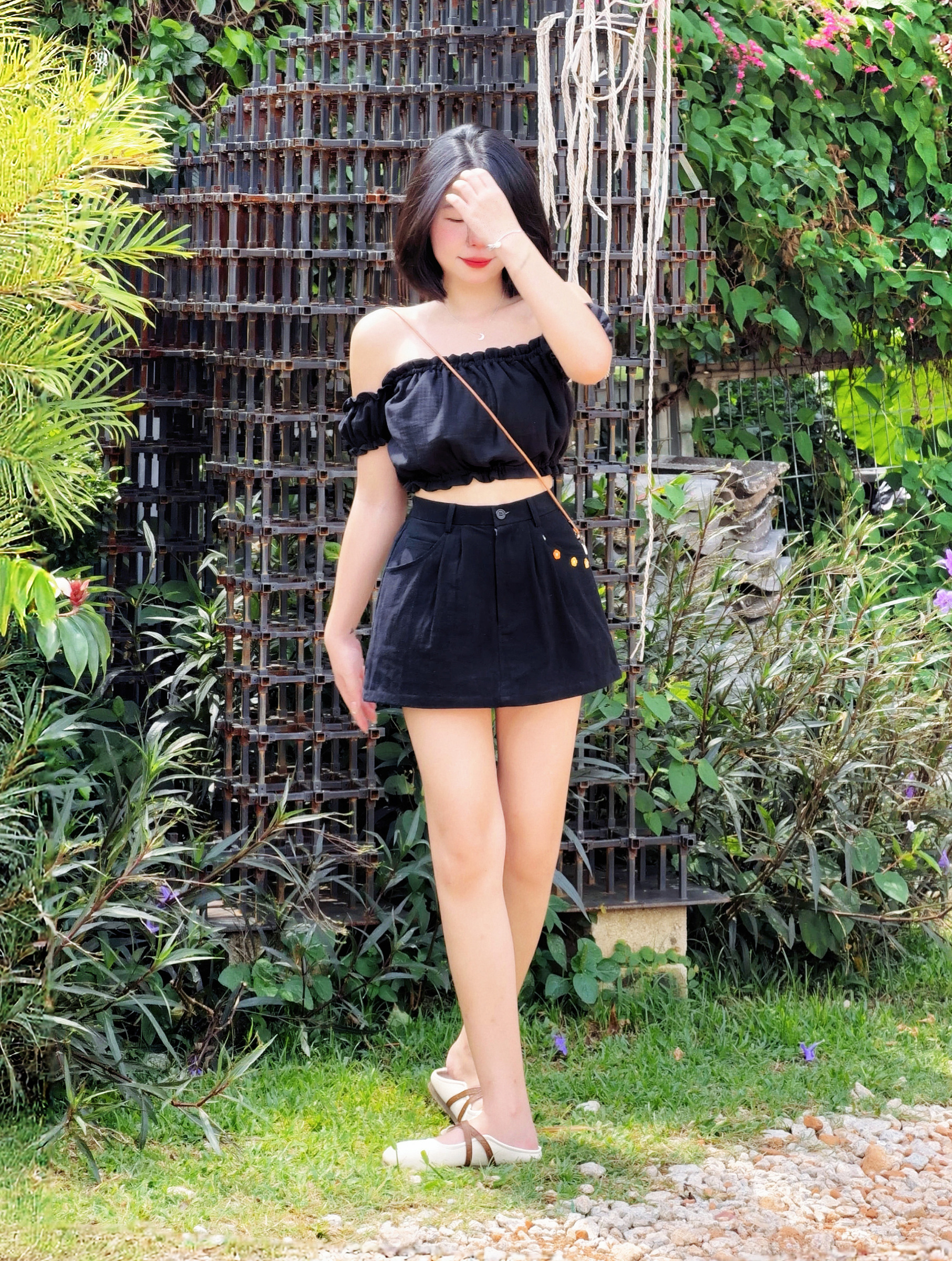 Himawari-website-CG-offshoulder-black-2