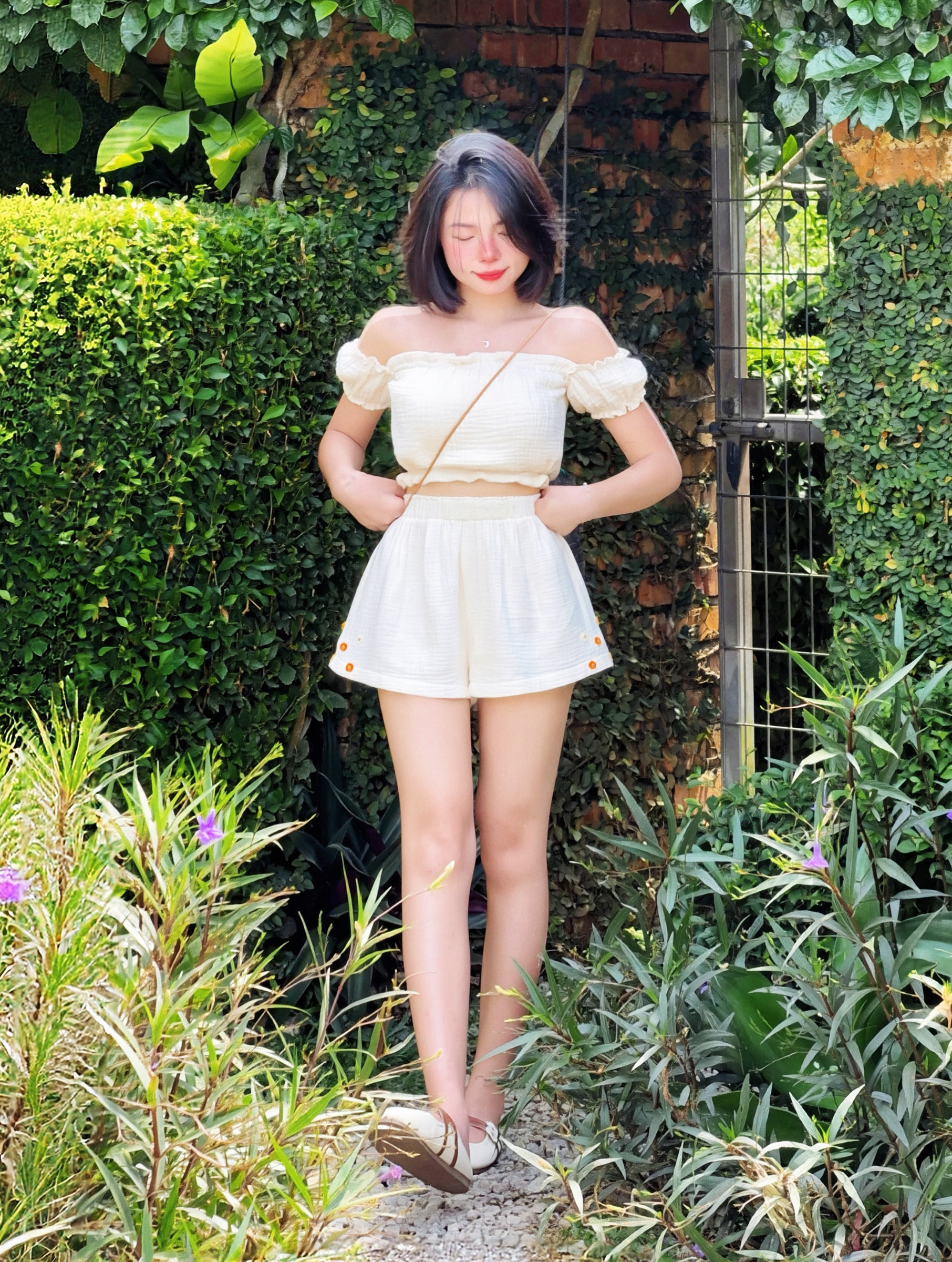 Himawari-website-CG-offshoulder-cream-5