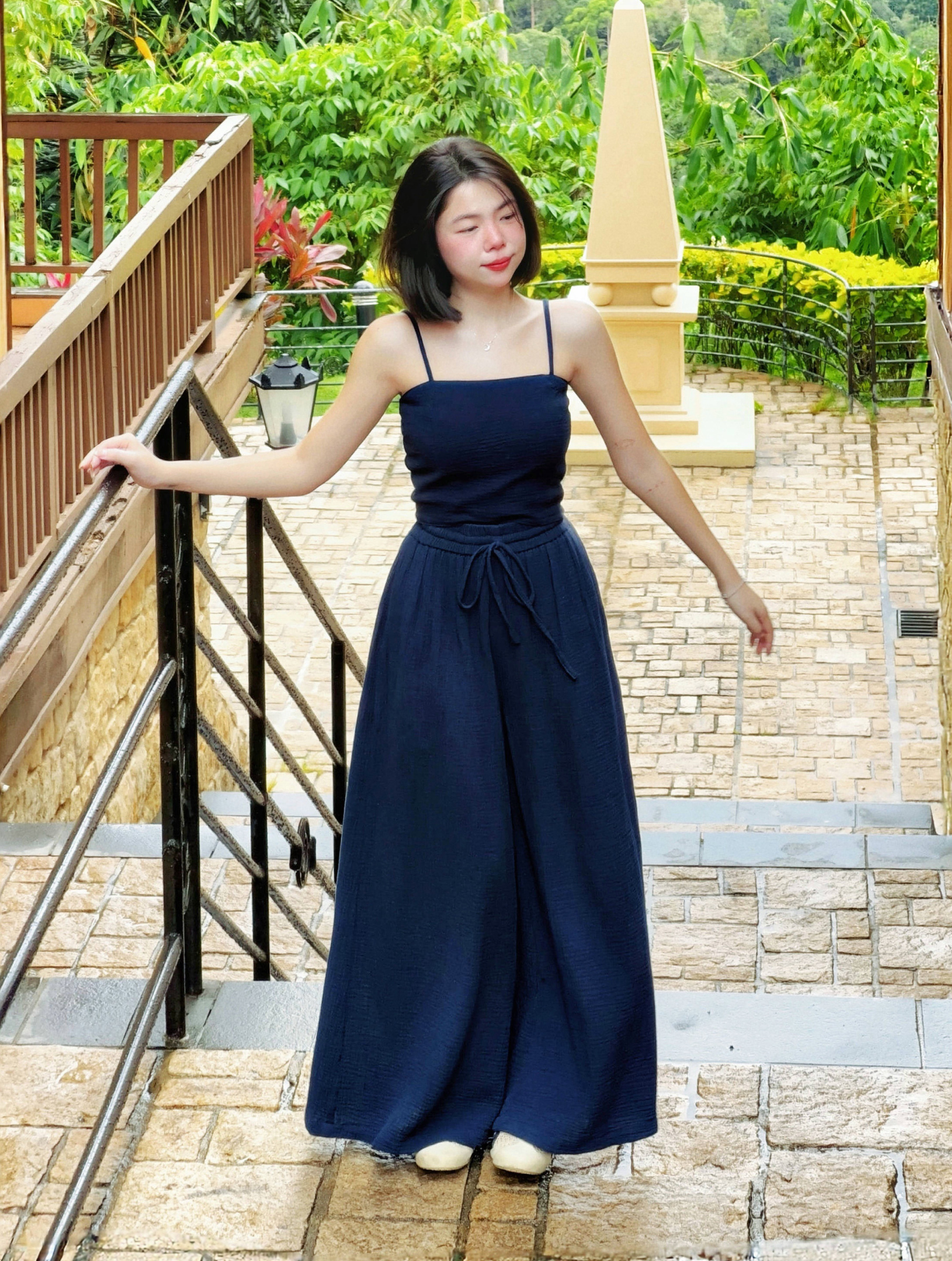 Himawari-website-strap-crop-indigo-6