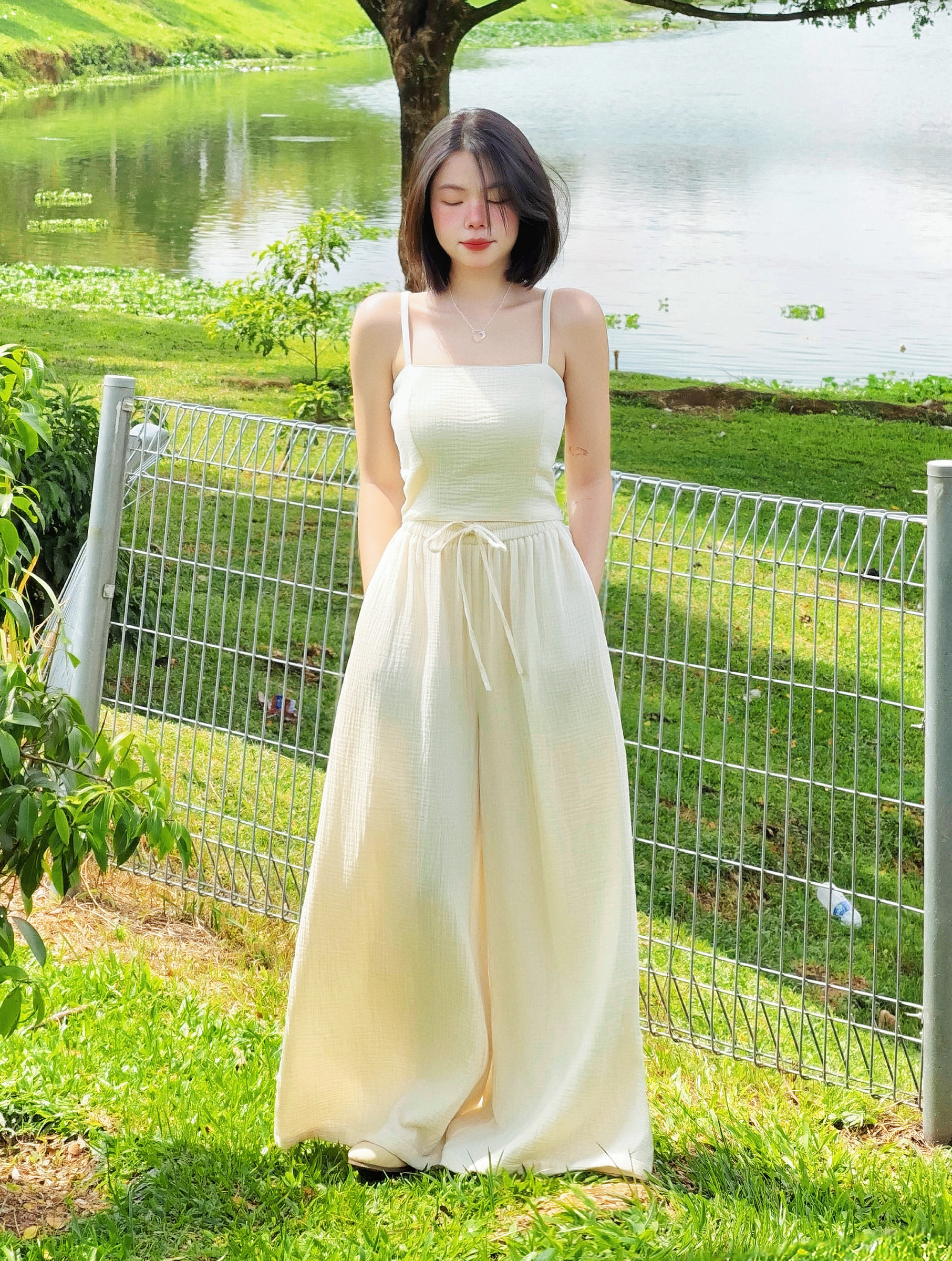 Himawari-website-strap-crop-cream-1