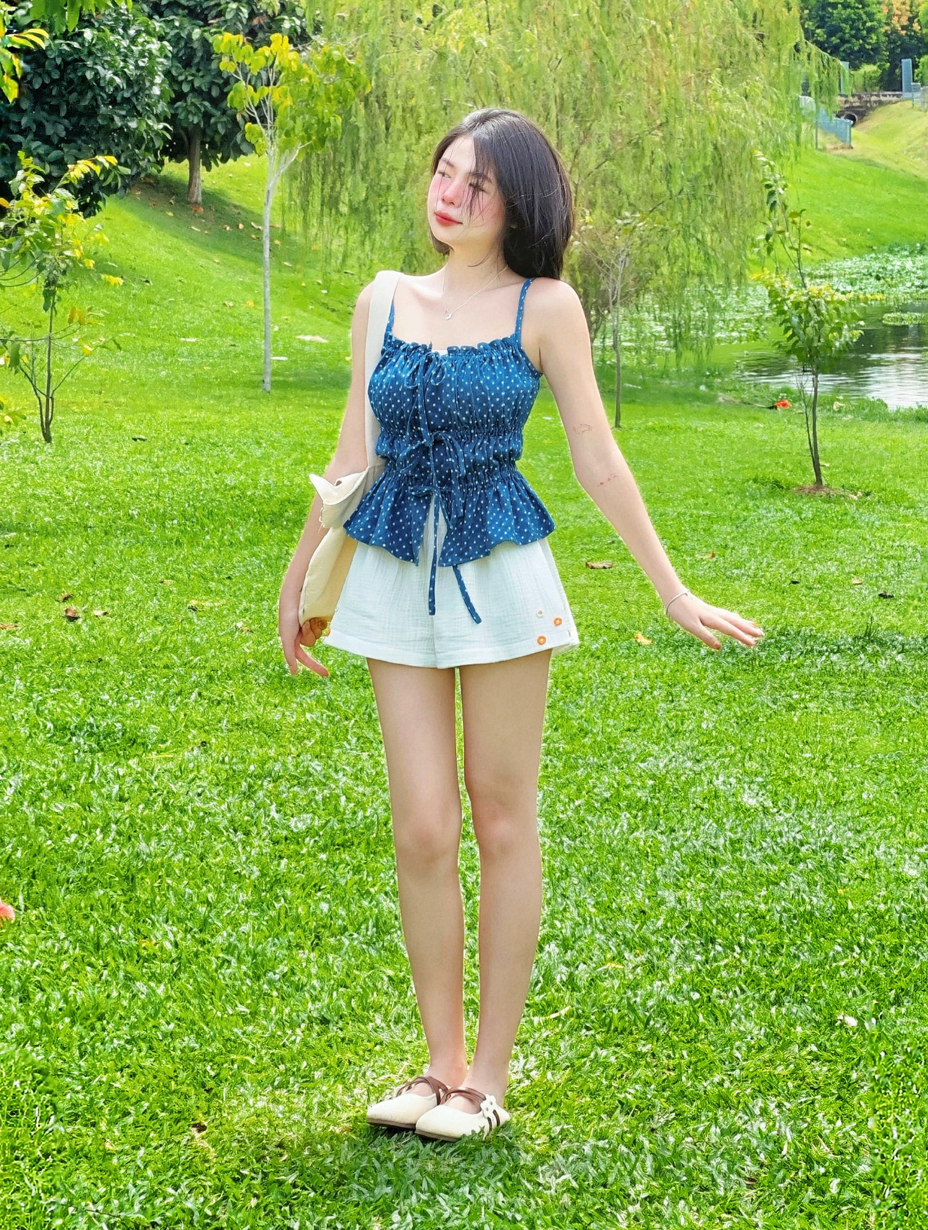 Himawari-website-polkadot-blue-top-1