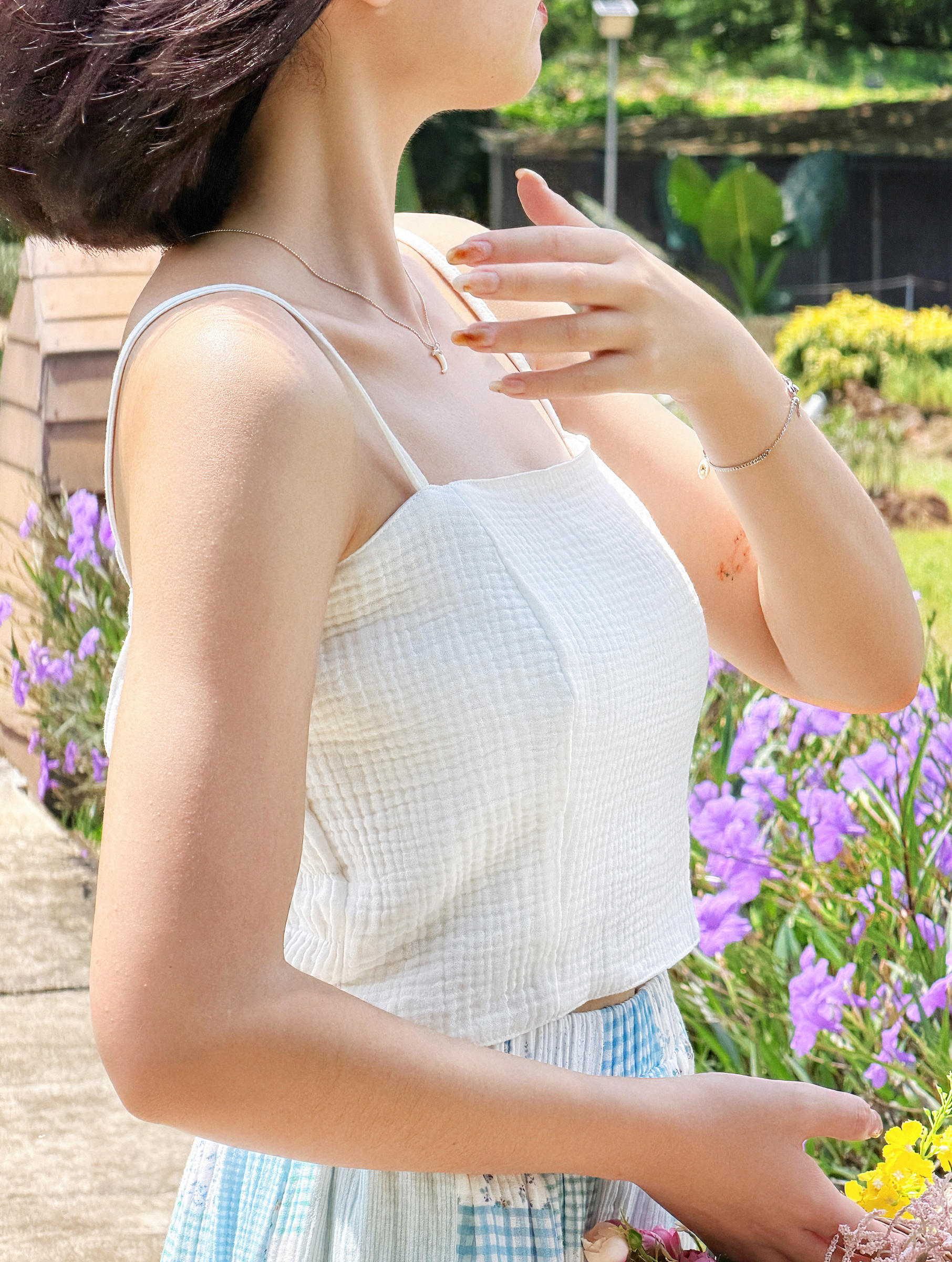 Himawari-website-cg-crop-top-white-4