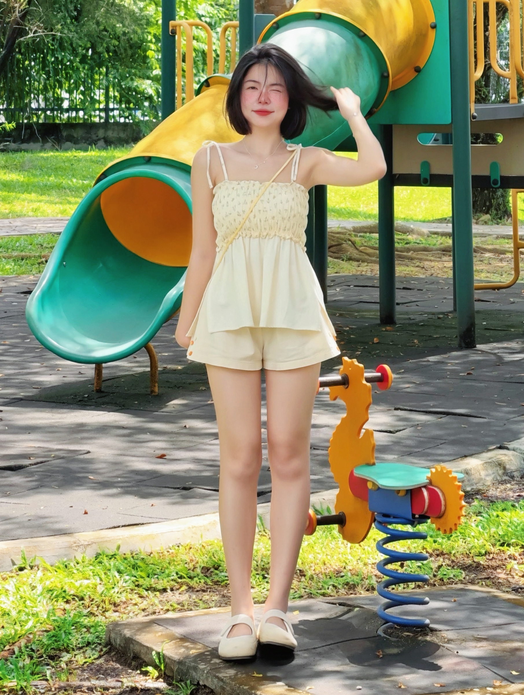 Himawari-website-cg-2way-tube-yllwflora-1