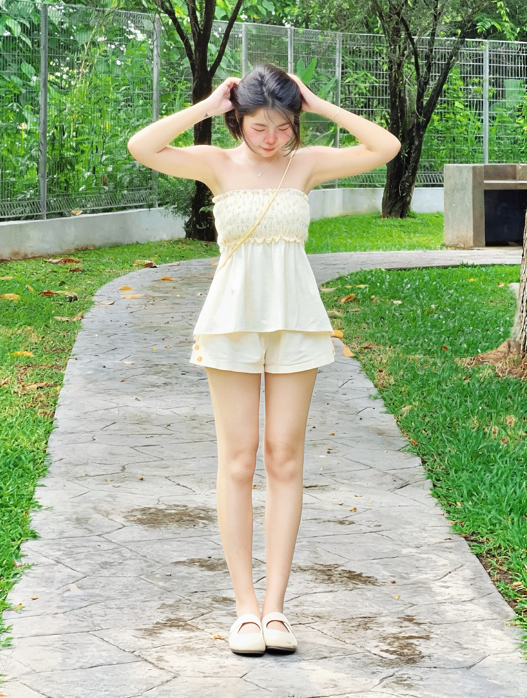Himawari-website-cg-2way-tube-yllwflora-8