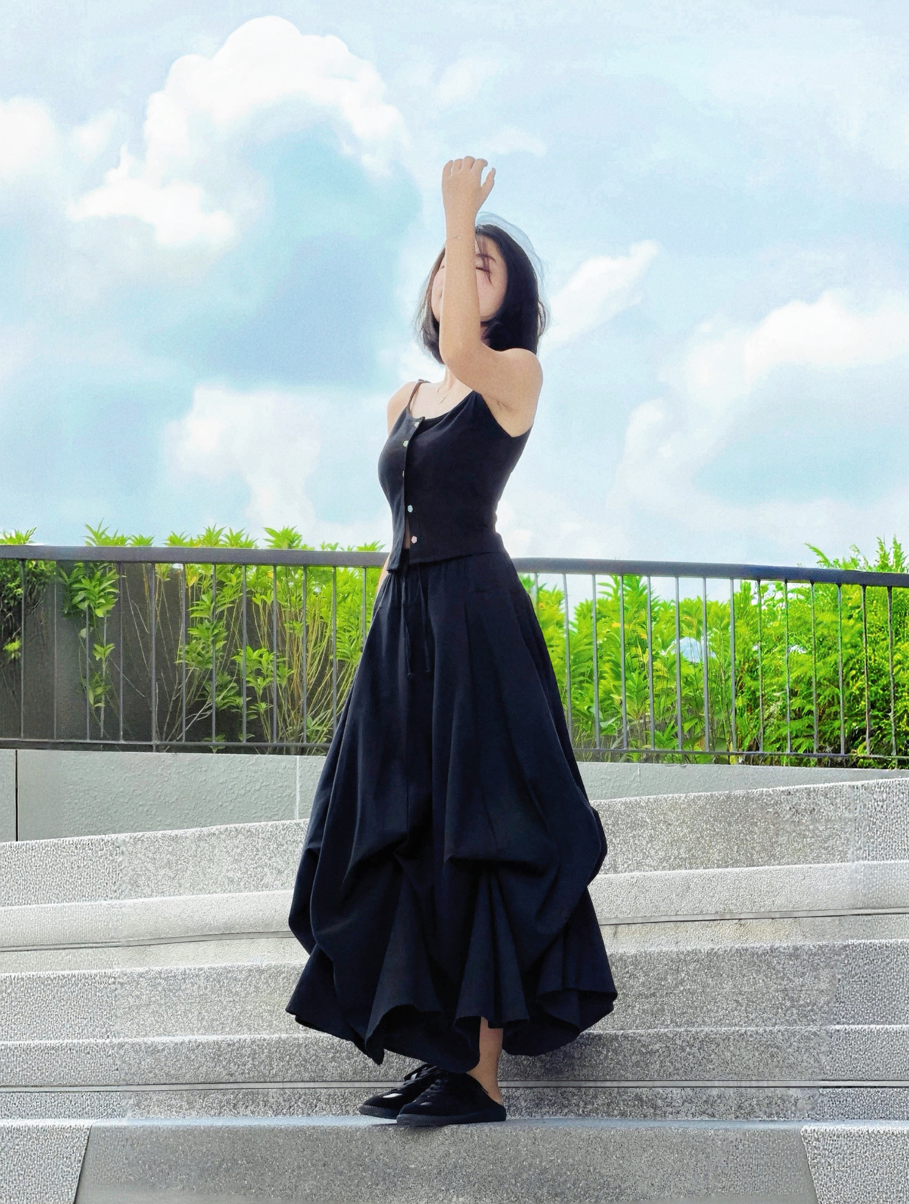 Himawari-website-tied-strapflowerbutton-black-6