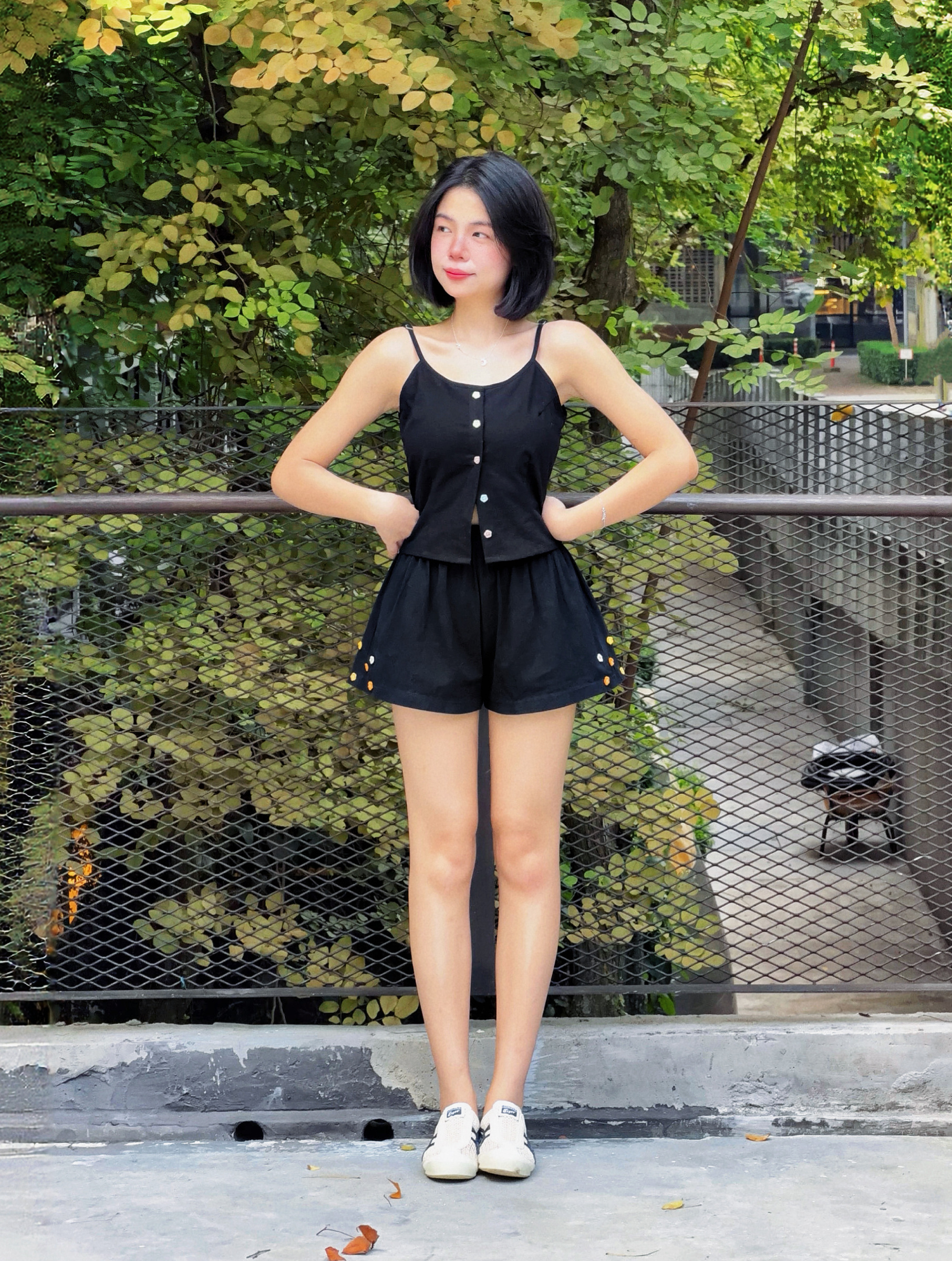 Himawari-website-tied-strapflowerbutton-black-14