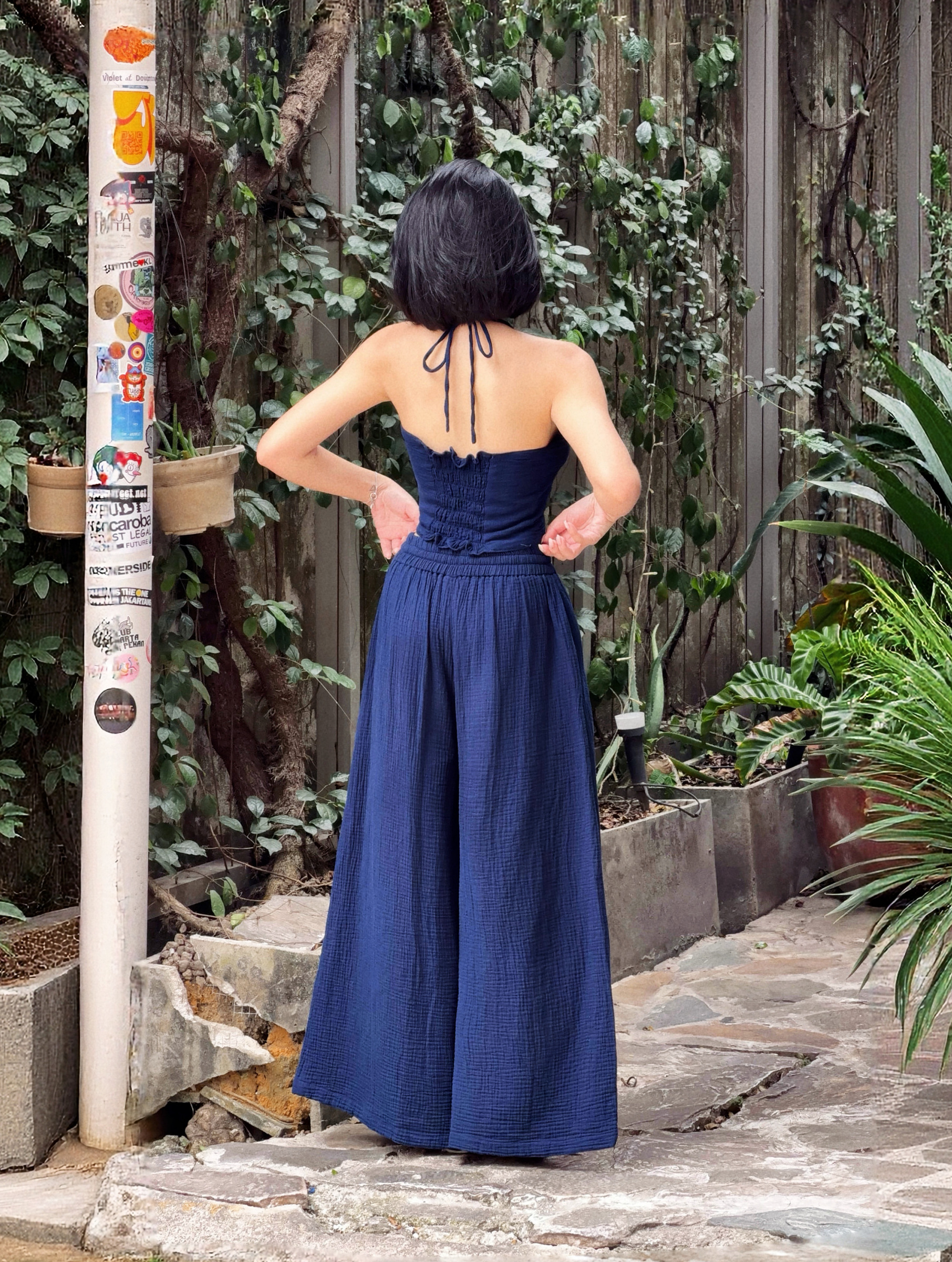 Himawari-website-Tie-Back-Halter-Top-indigo-14