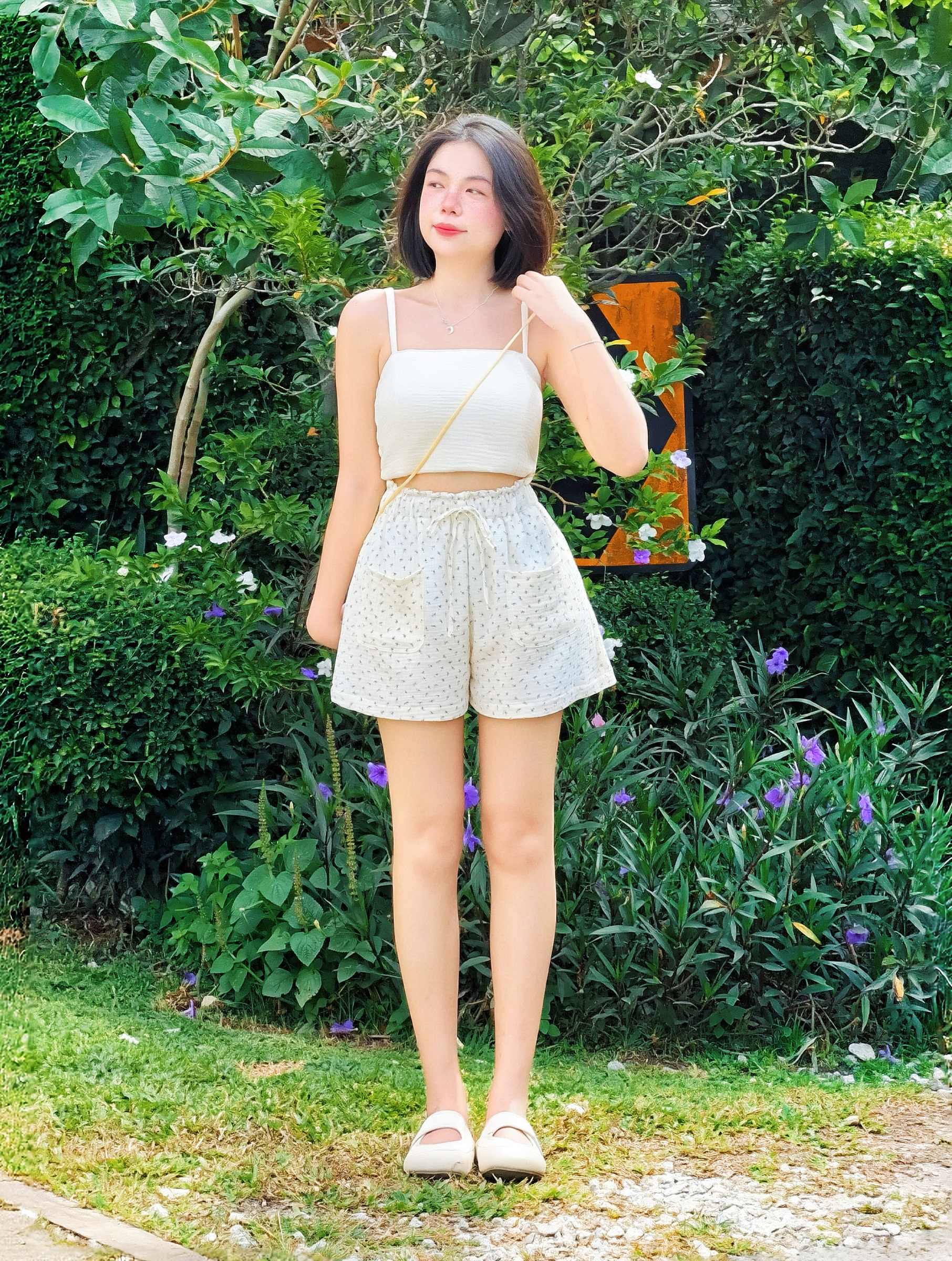 Himawari-website-redflower-shorts-2