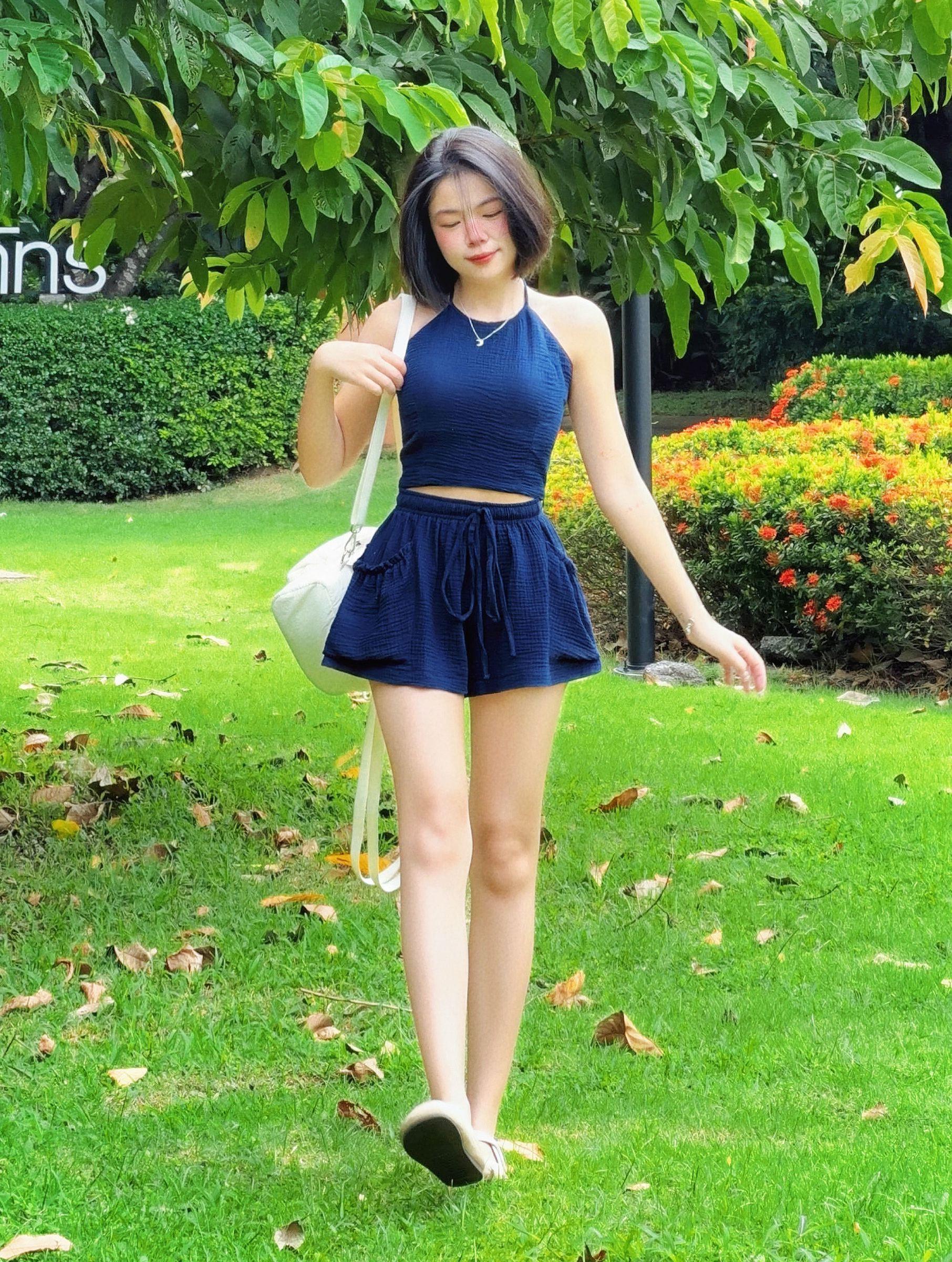Himawari-website-Tie-Back-Halter-Top-indigo-1