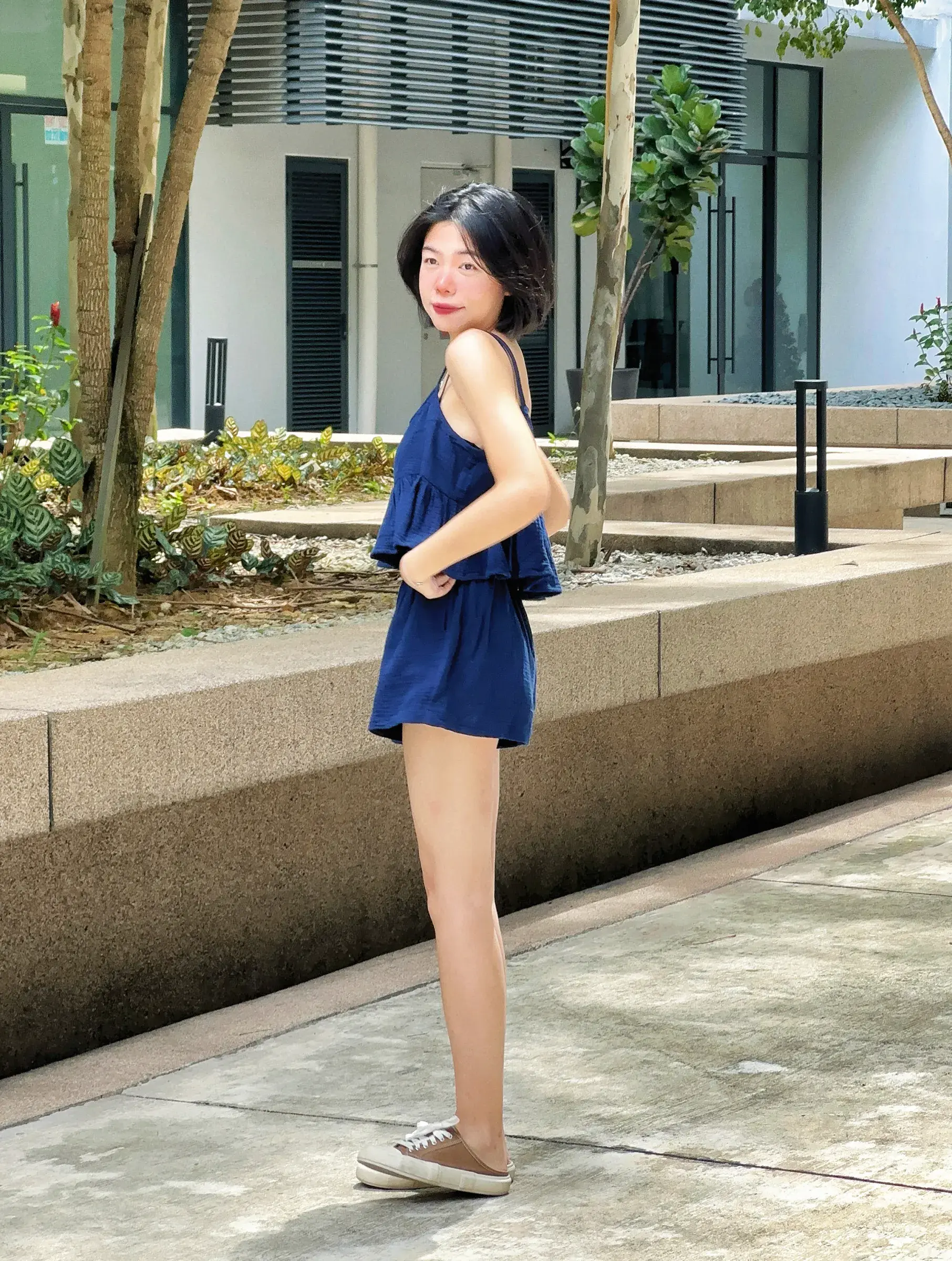 葵-website-buttonstrap-indigo-4