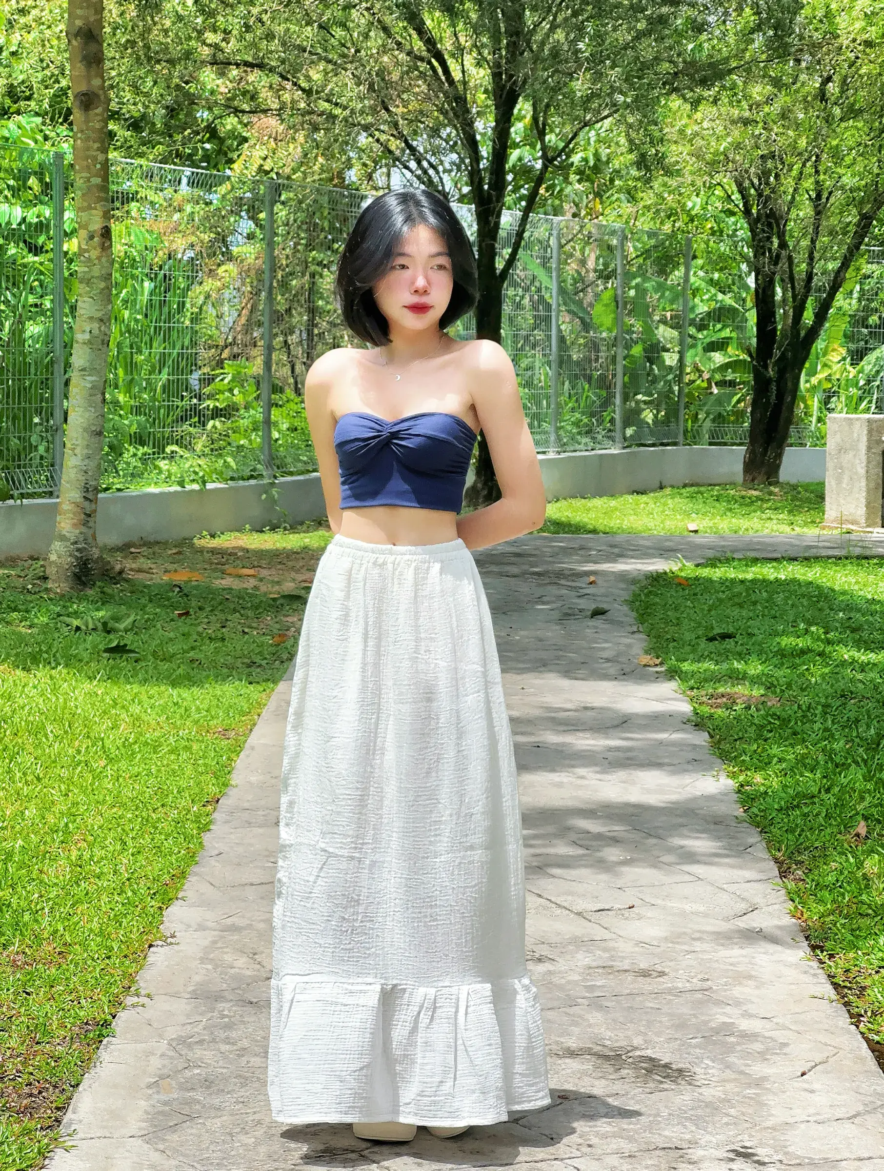 葵-website-fishtail-white-1