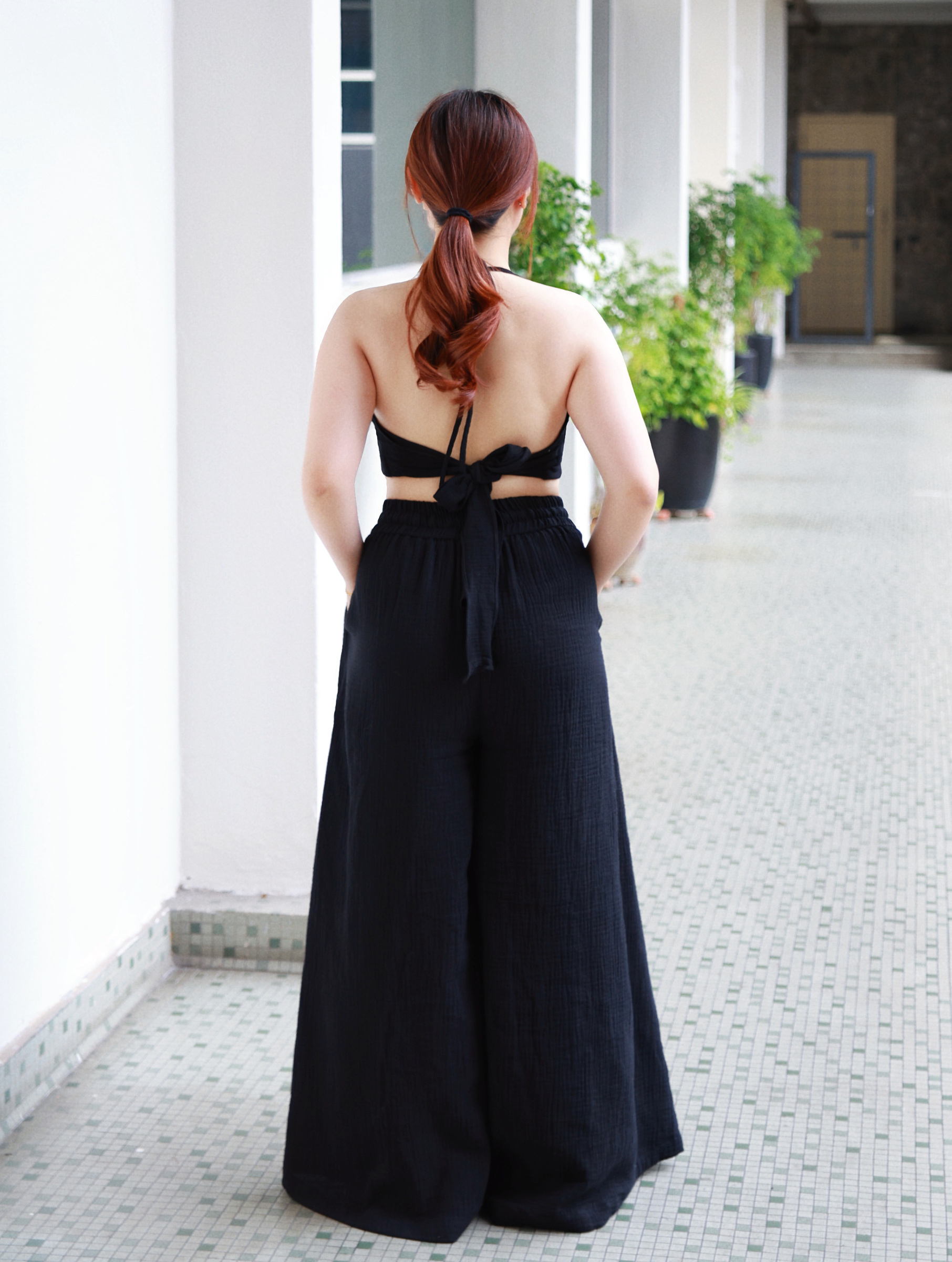 Himawari-website-openback-black-10