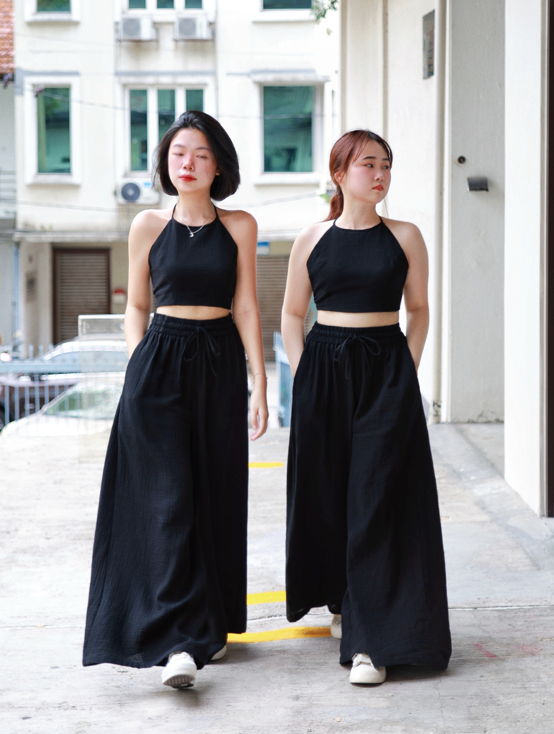 Himawari-website-openback-black-11