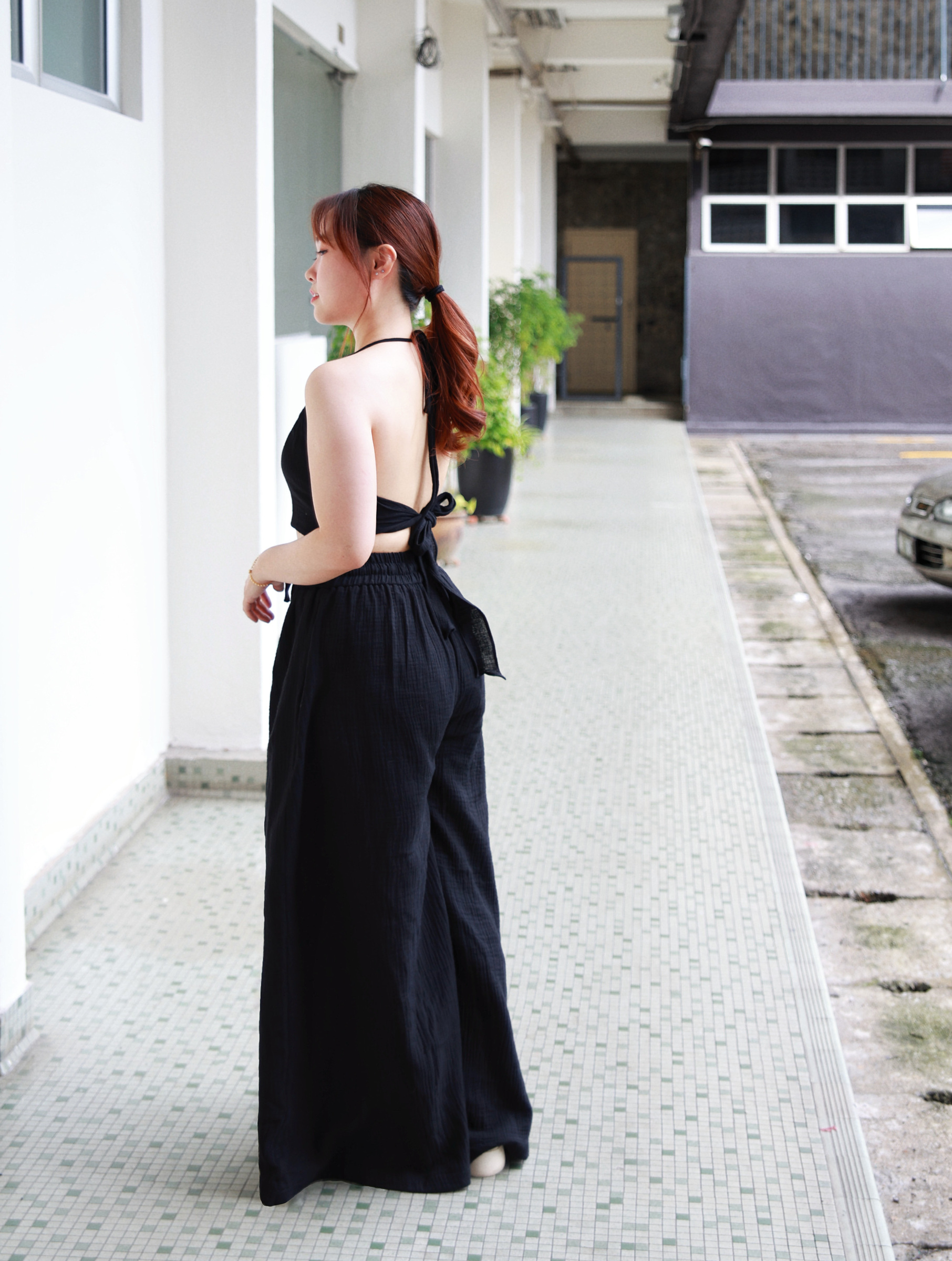 Himawari-website-openback-black-8