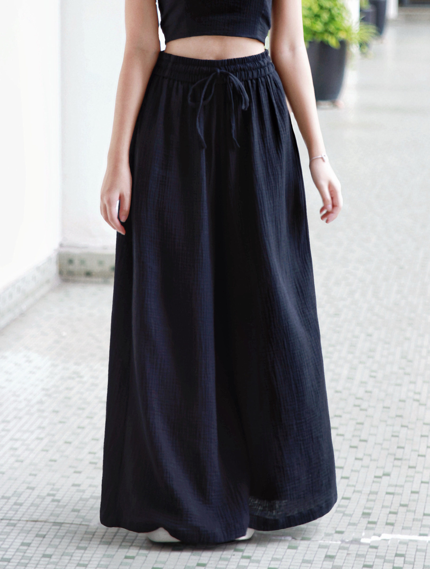 Himawari-website-openback-black-20