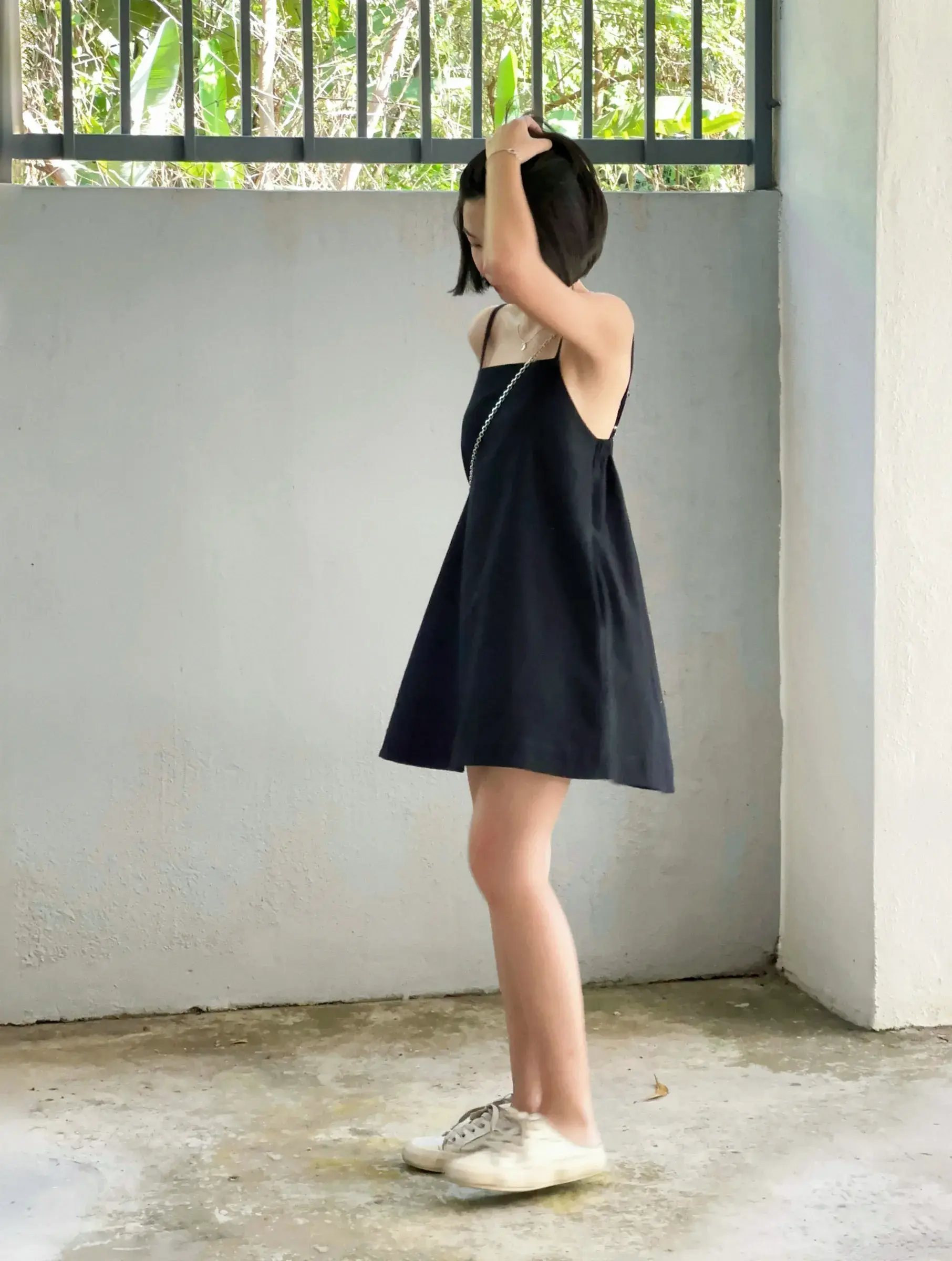 葵-website-linen-flat-dress-black-8