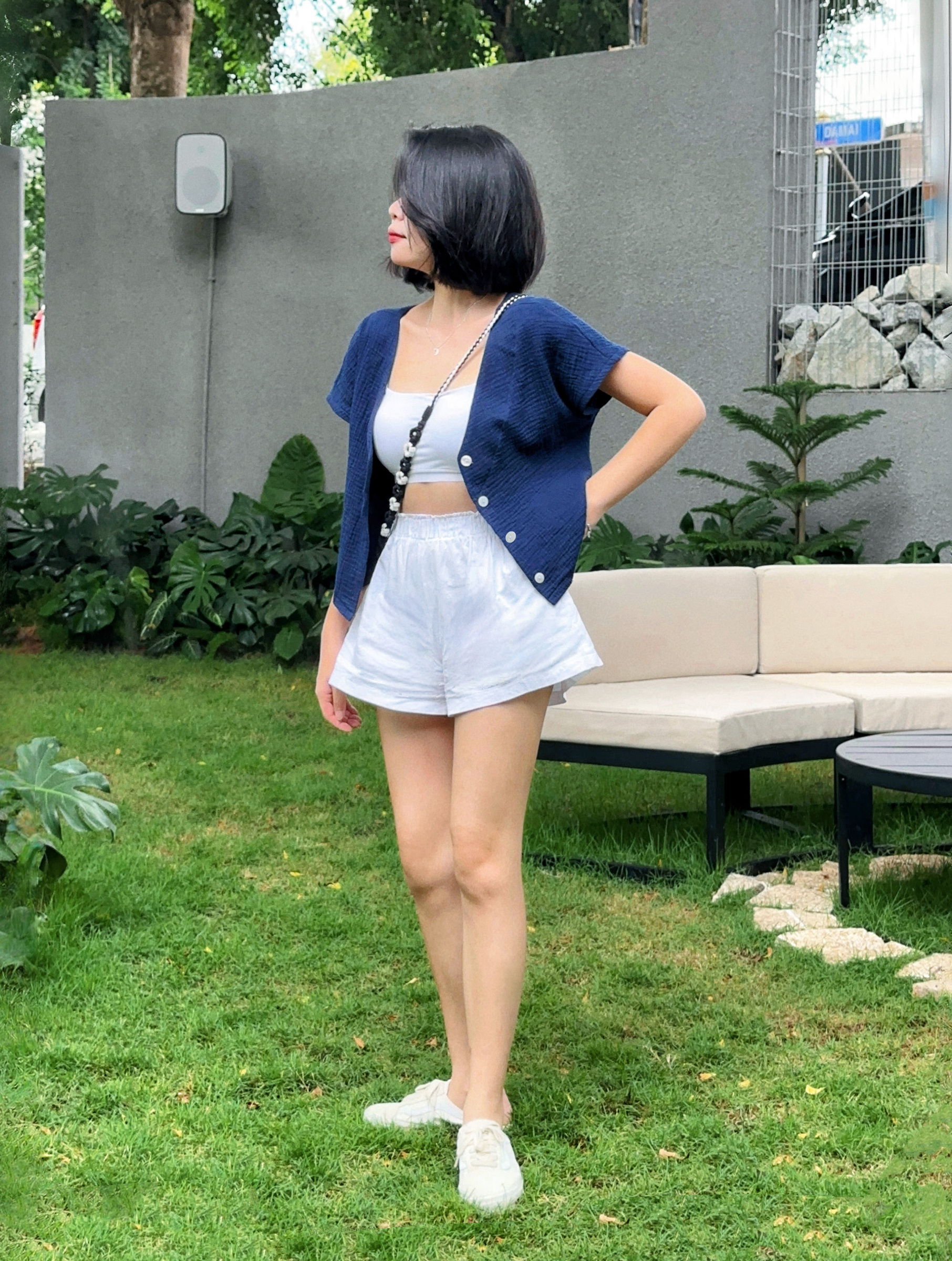 Himawari-website-vneck-top-indigo-13