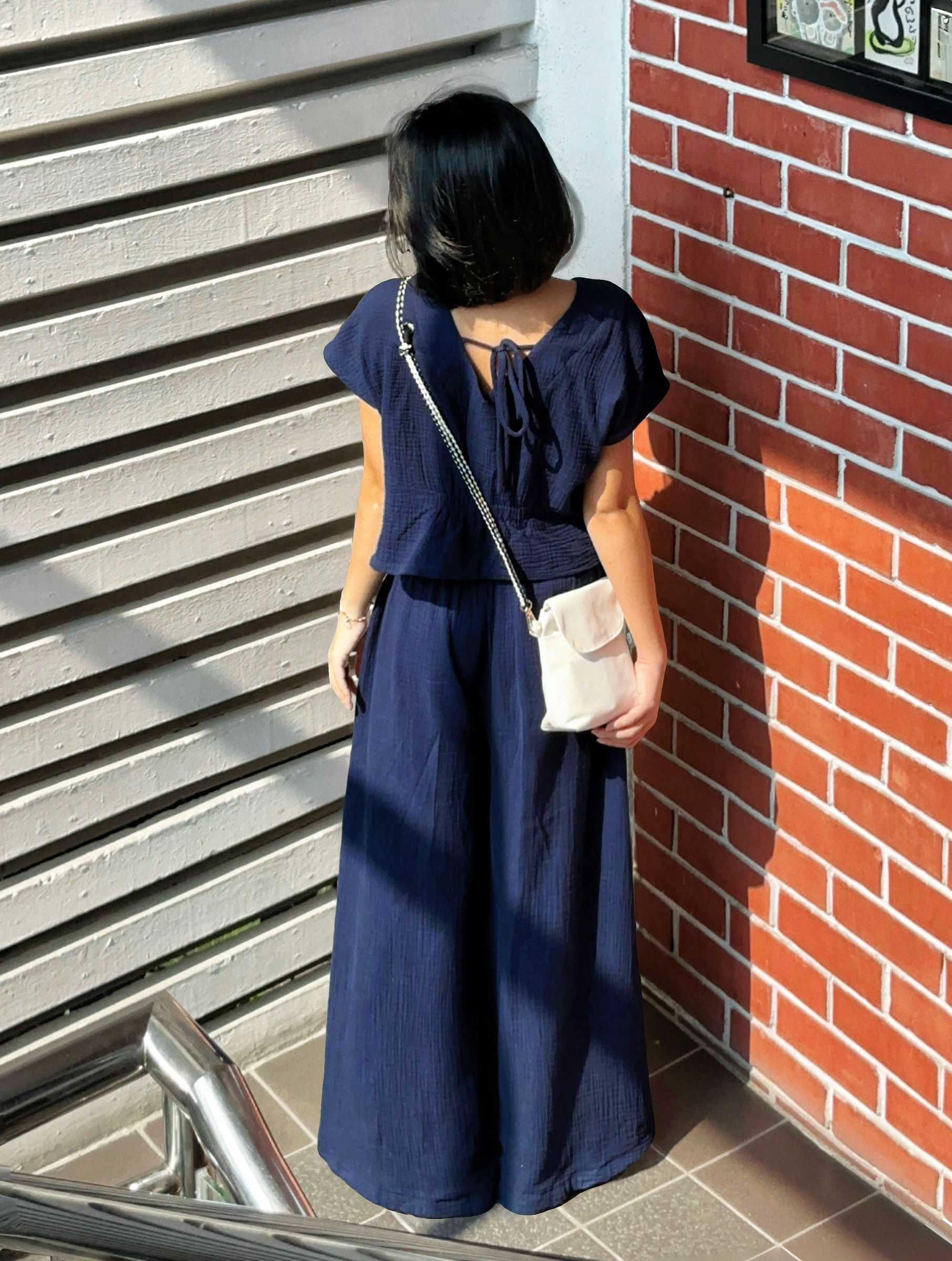 Himawari-website-vneck-top-indigo-4