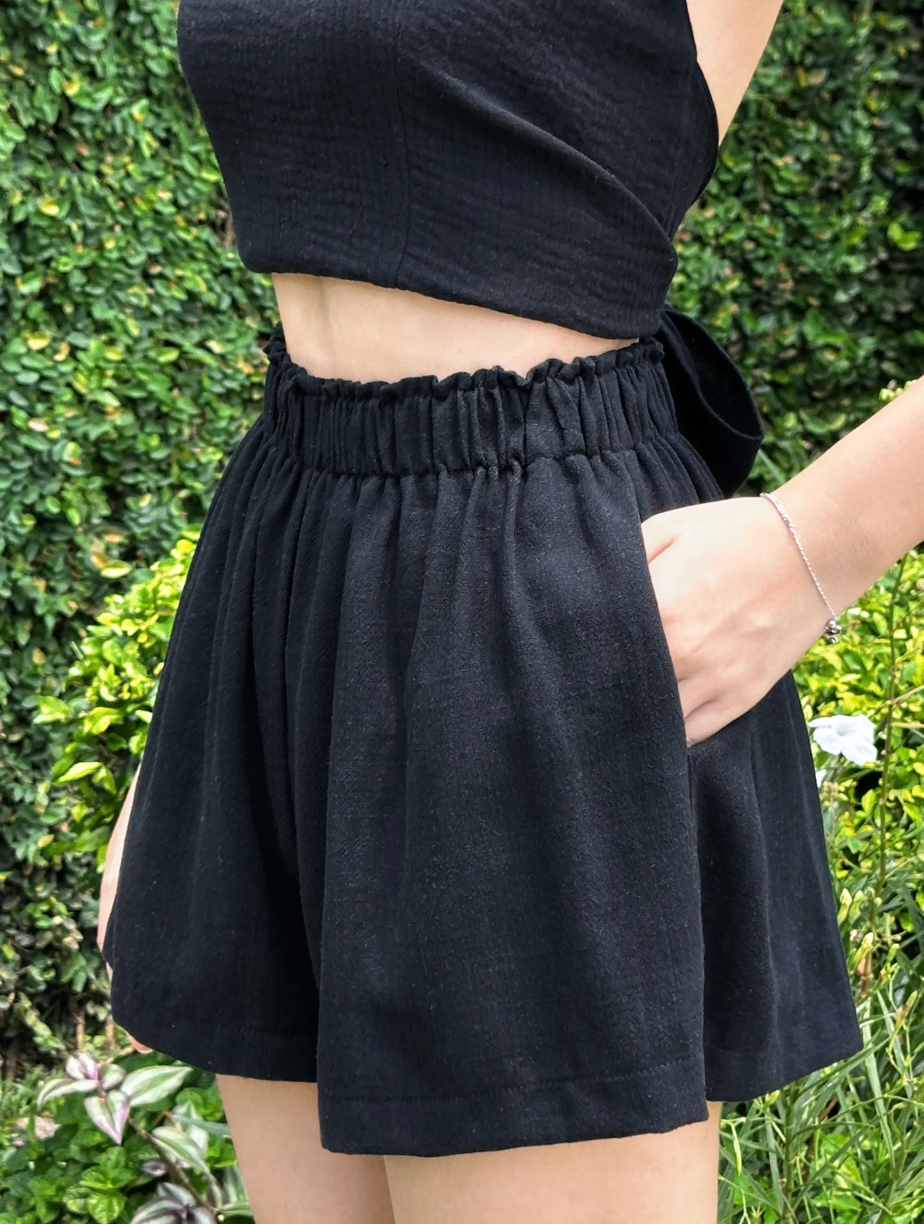 Himawari-website-sl-minishorts-black-2