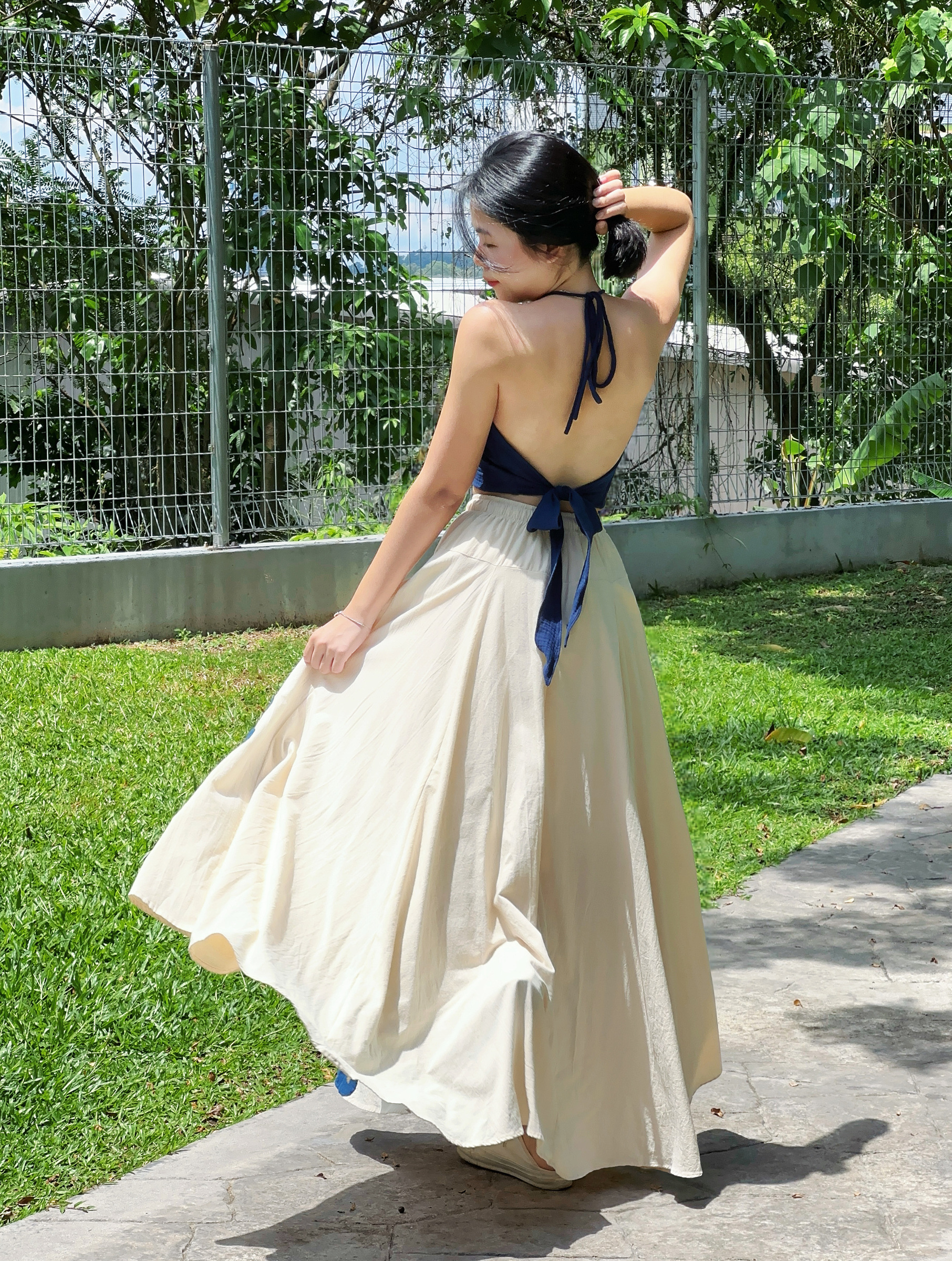 Himawari-website-balloonskirt-blueflower-6