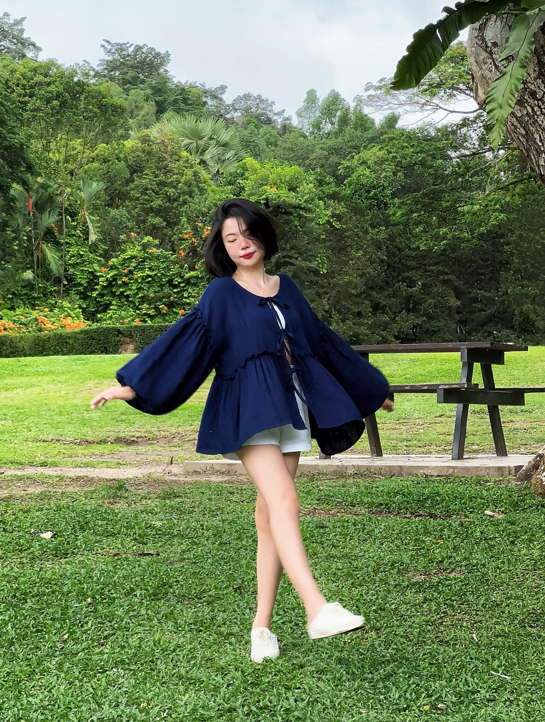 Himawari-website-ribbontie-longsleeve-blue-5