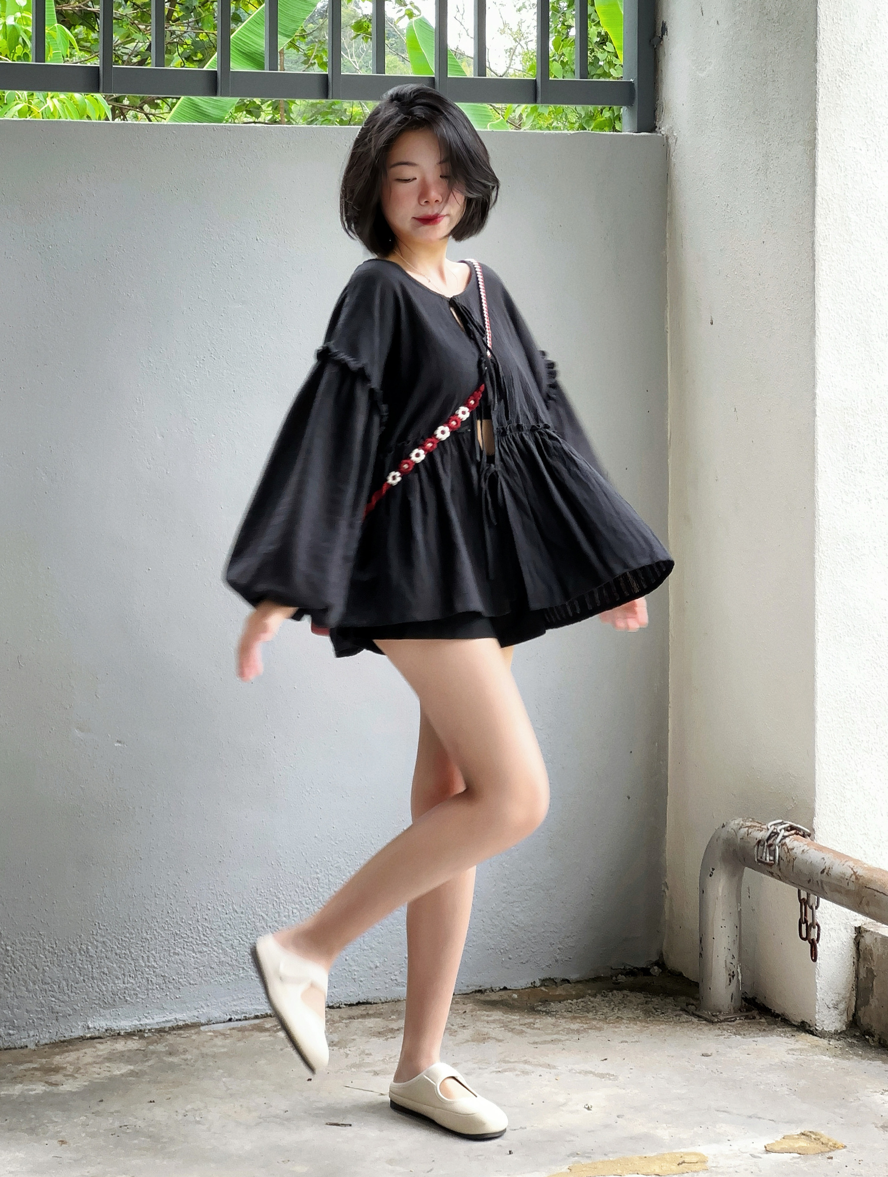 Himawari-website-ribbontie-longsleeve-black-1