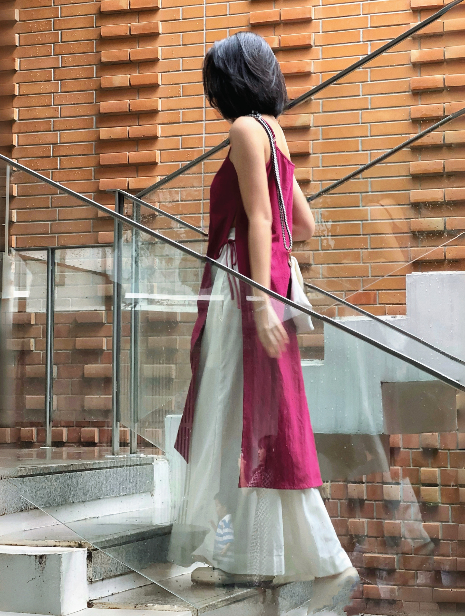 Himawari-website-sidetied-maroon-6