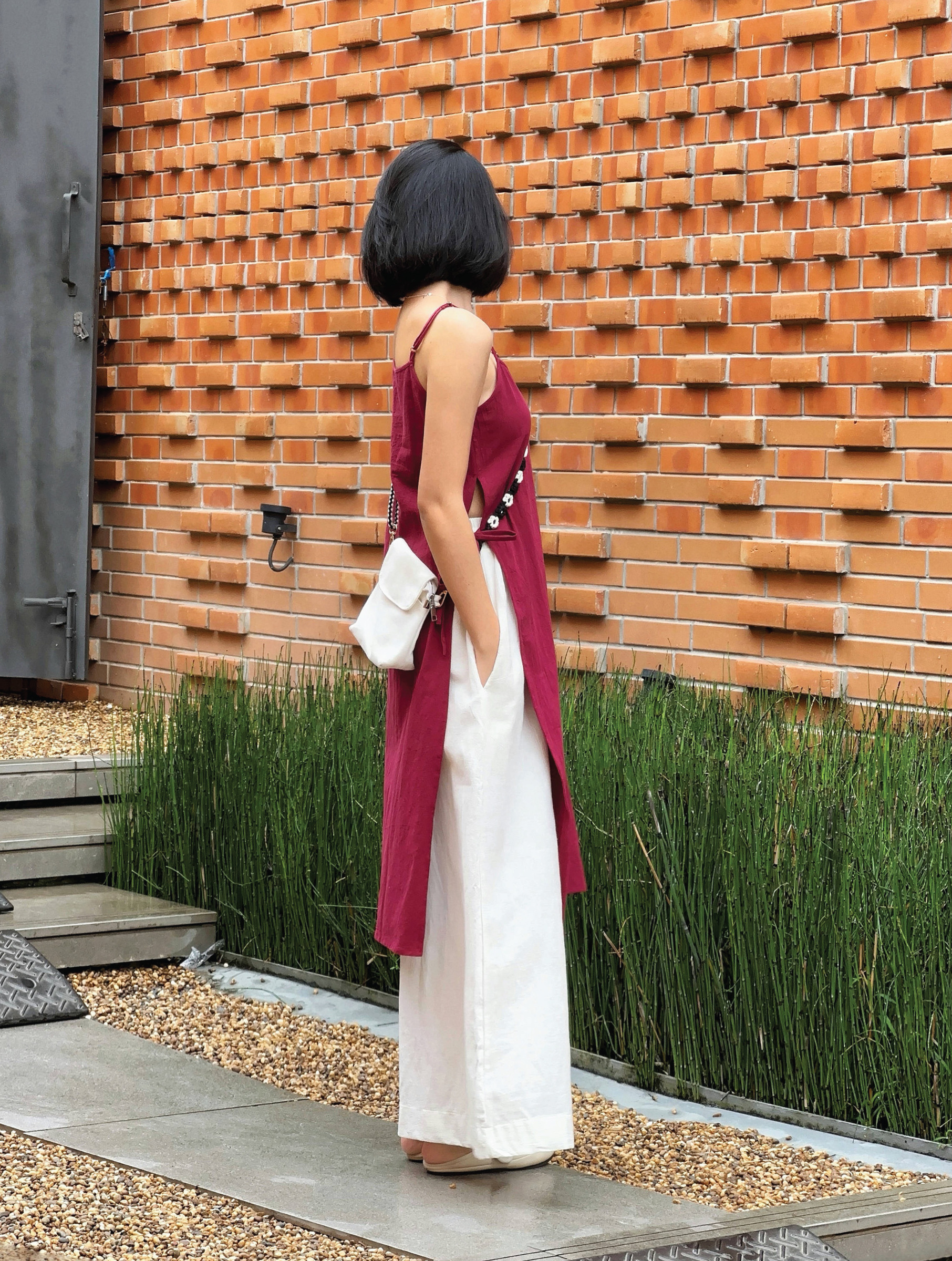 Himawari-website-sidetied-maroon-4