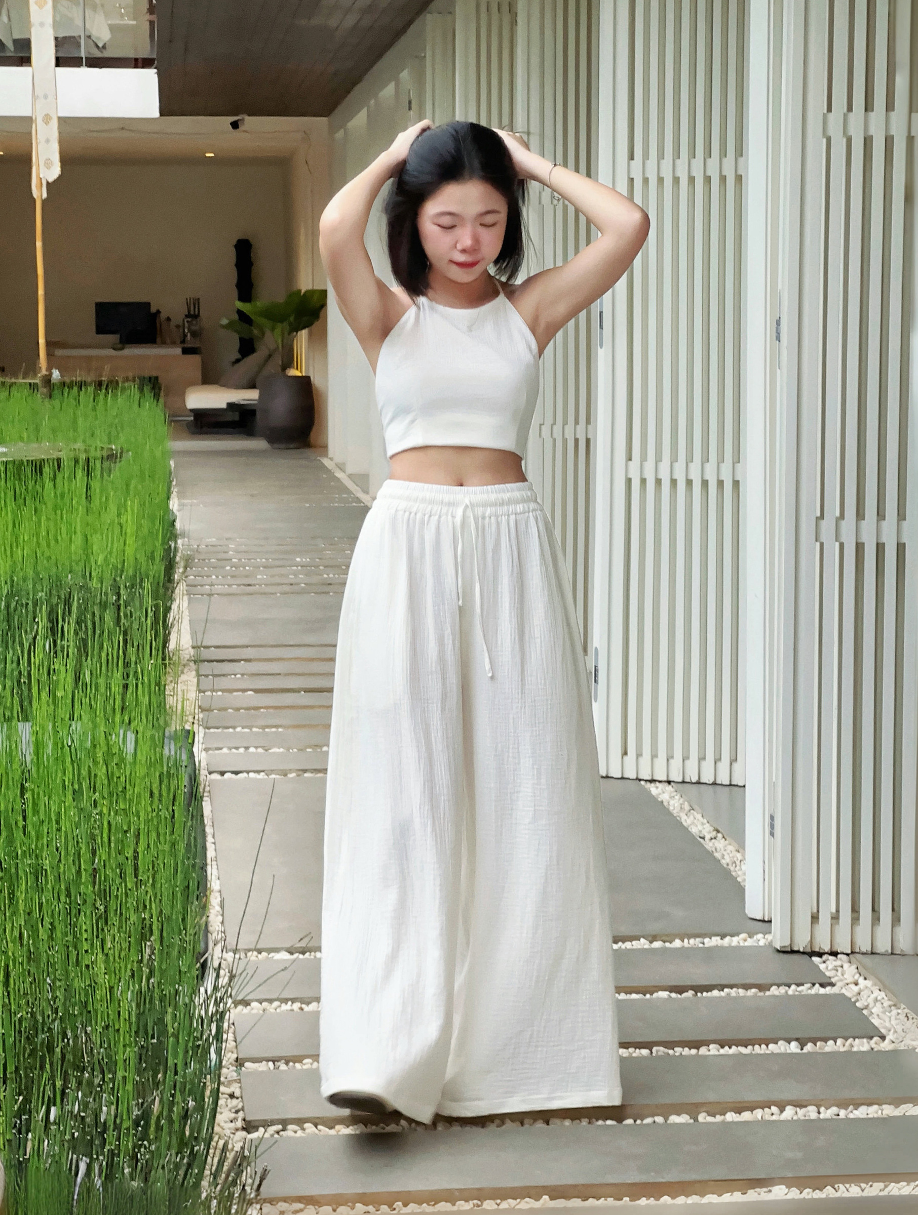 Himawari-website-openback-milkwhite-3