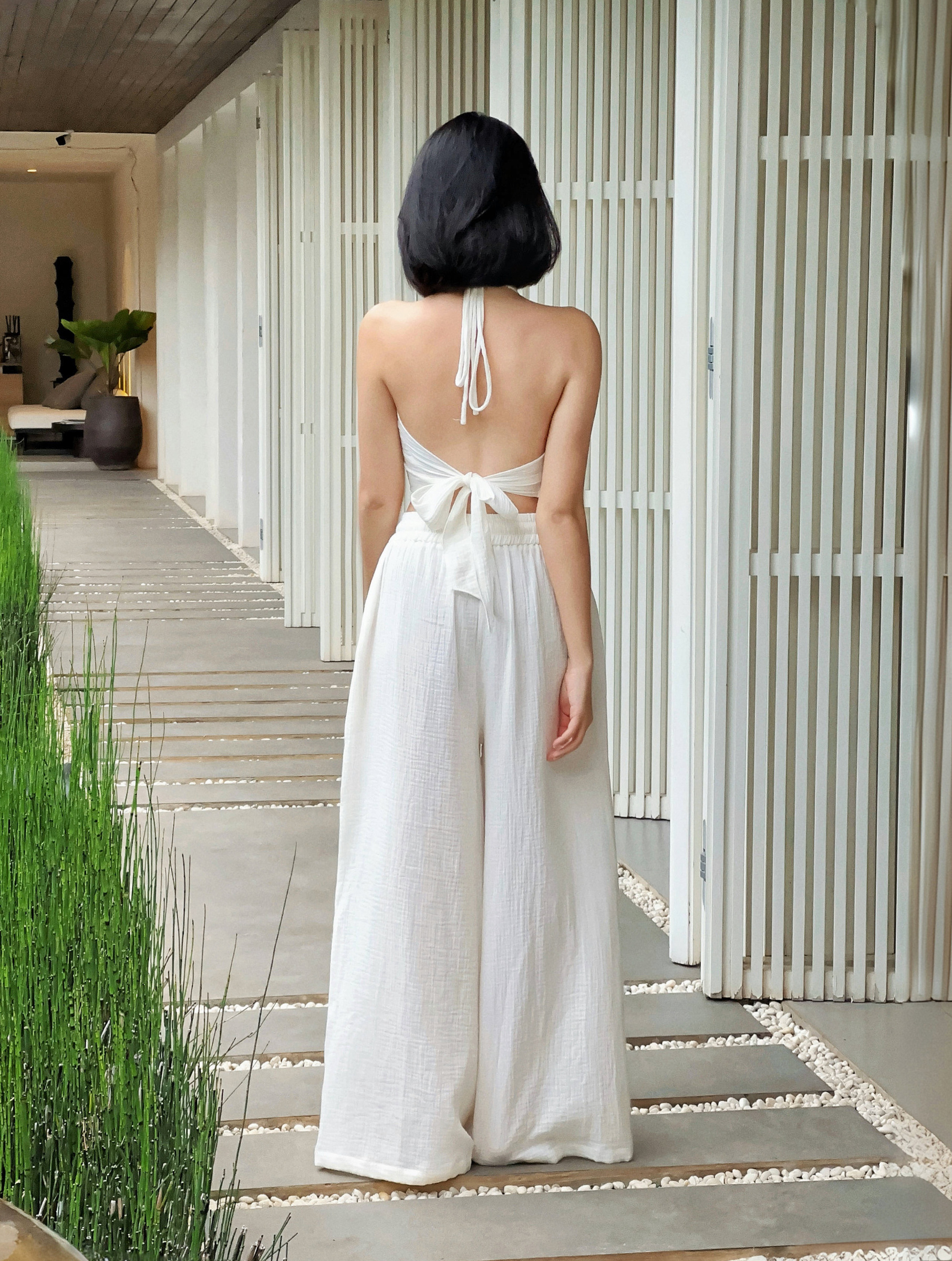 Himawari-website-openback-milkwhite-2