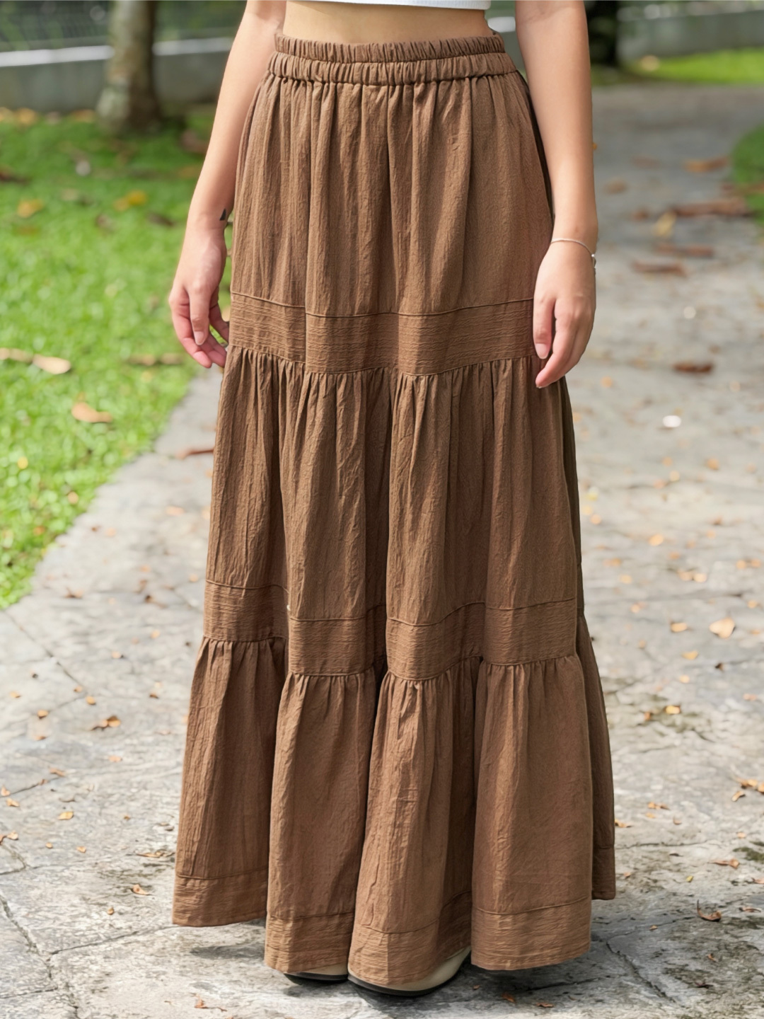 himawebsite-brownskirt-3