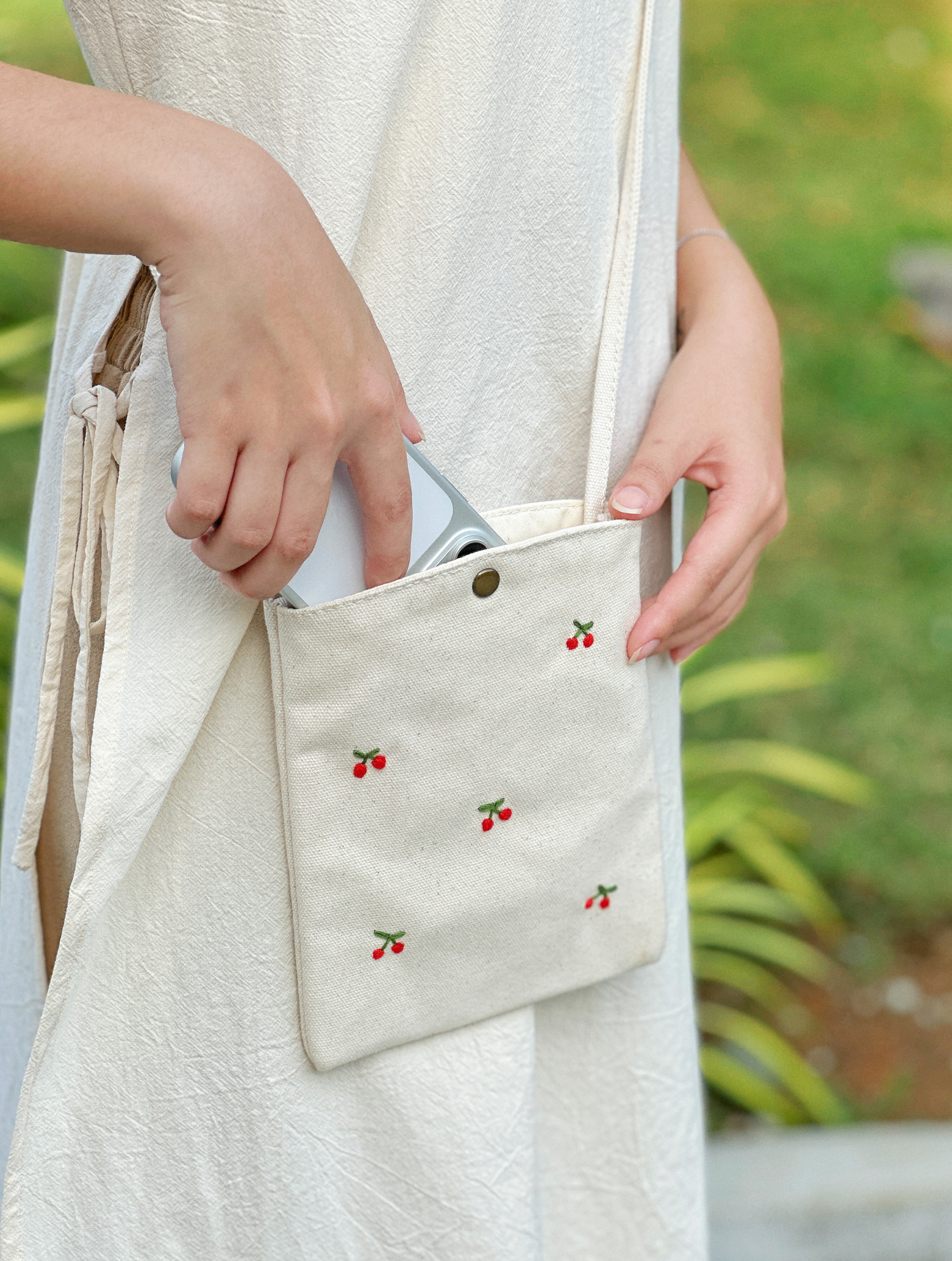 Himawari-website-cherry-bag-4