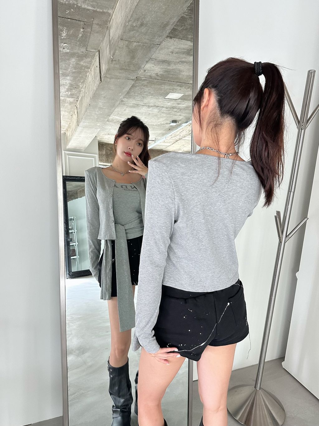 相片 2025-9-6 04 37 37