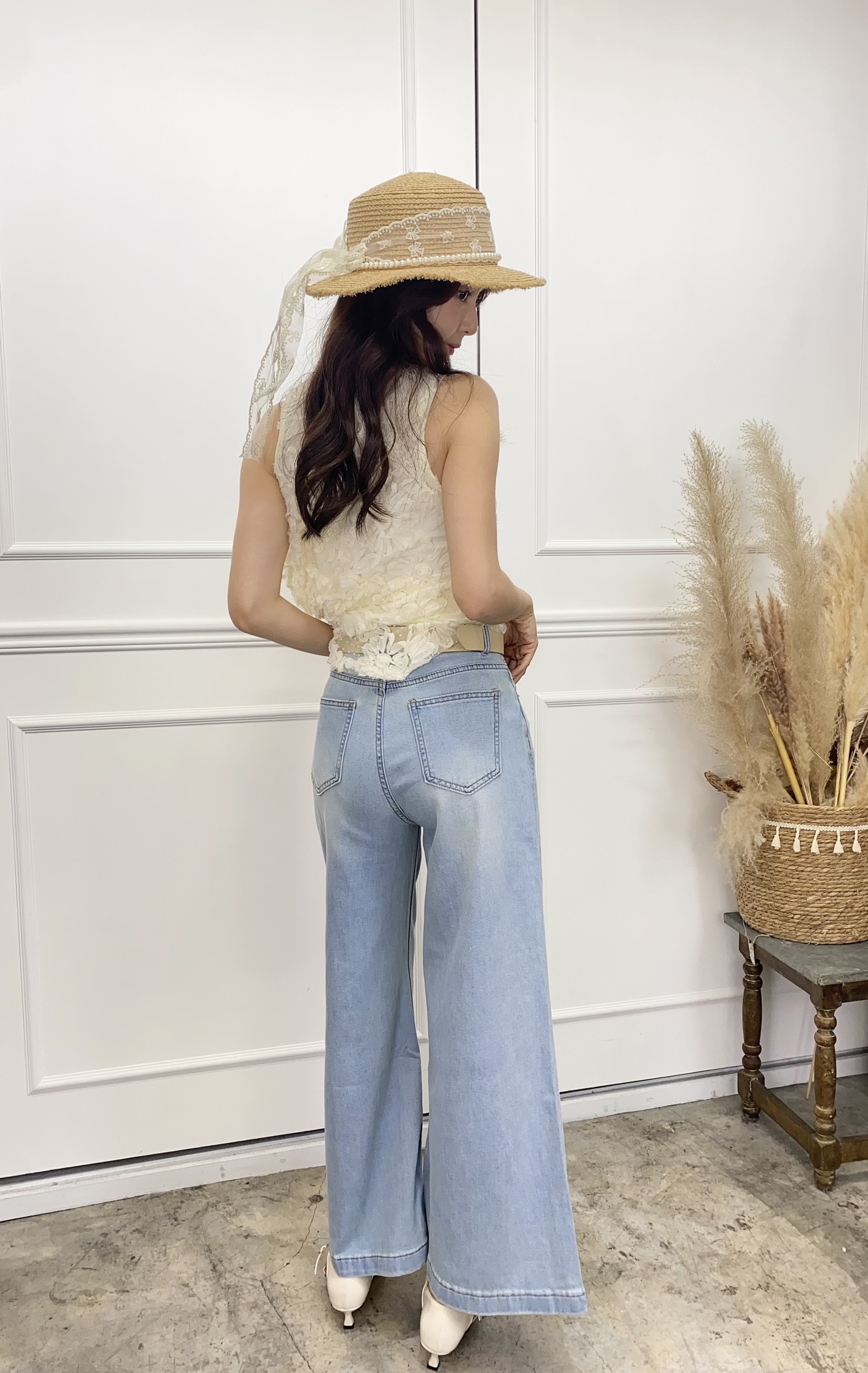 4C83EC4C-985F-4587-AF26-6B3C1EBBE704