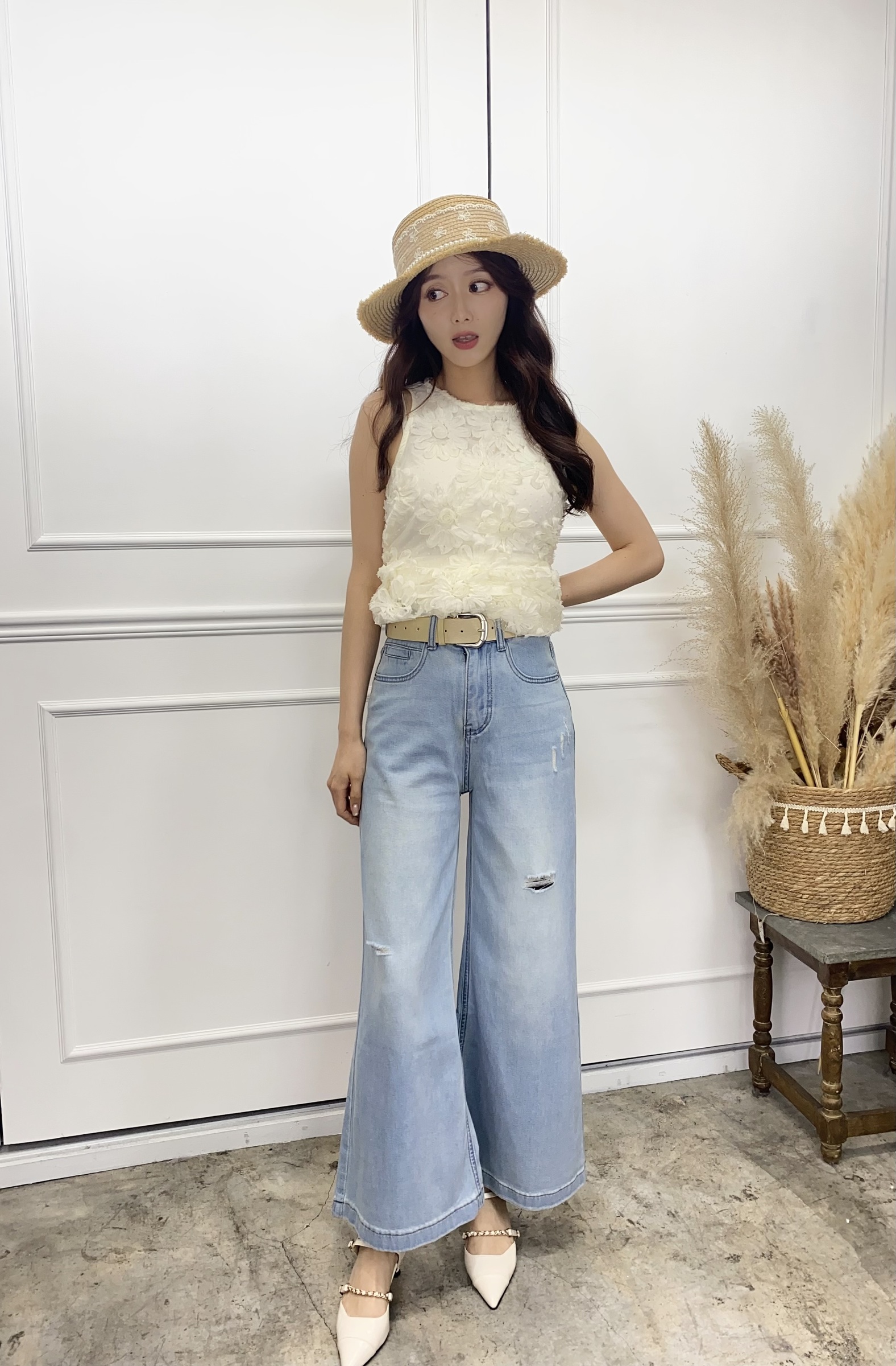 8B768B6B-644F-4495-AD57-997F19ED4094