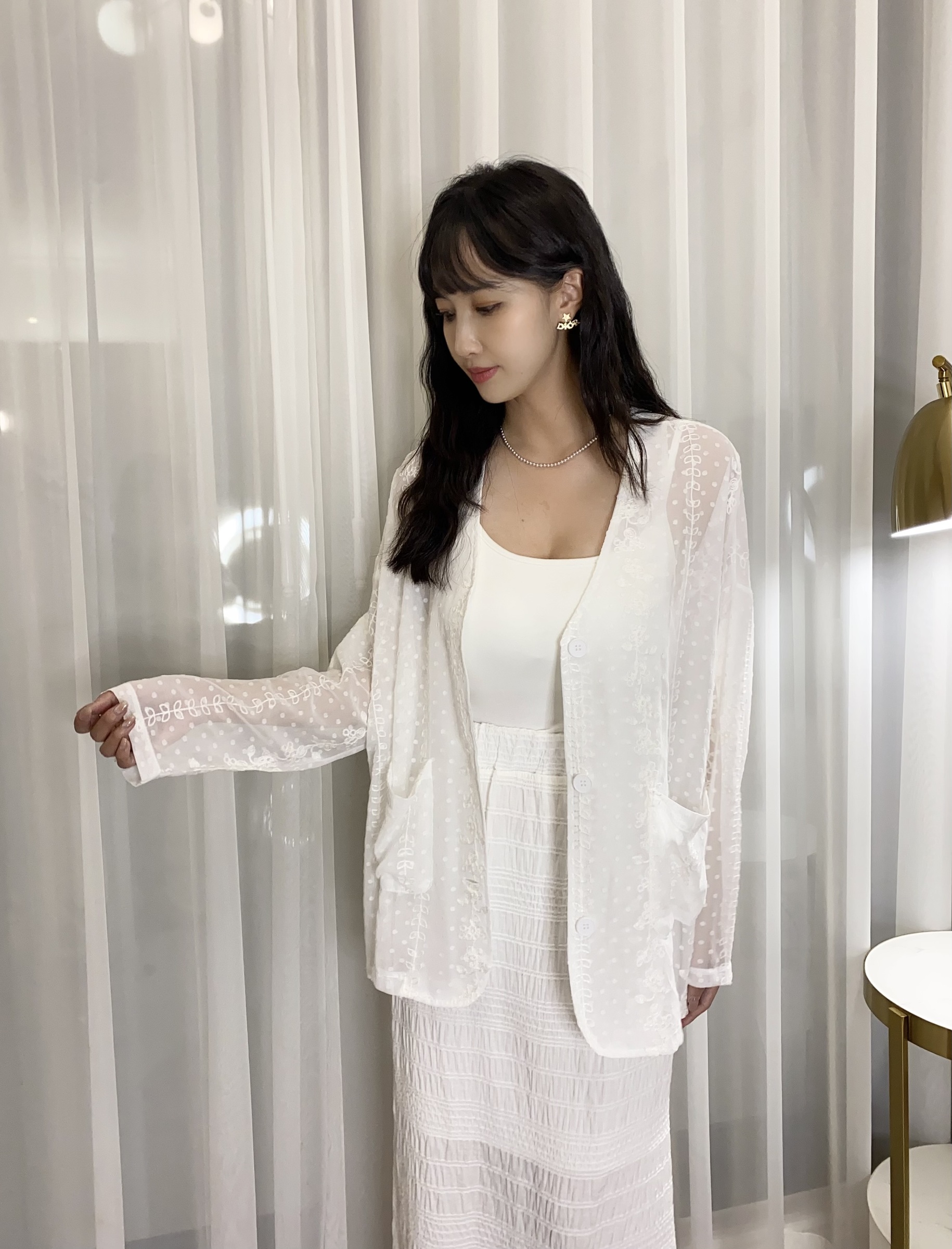 72CF15A0-C300-4239-9D85-4458F753E2DC