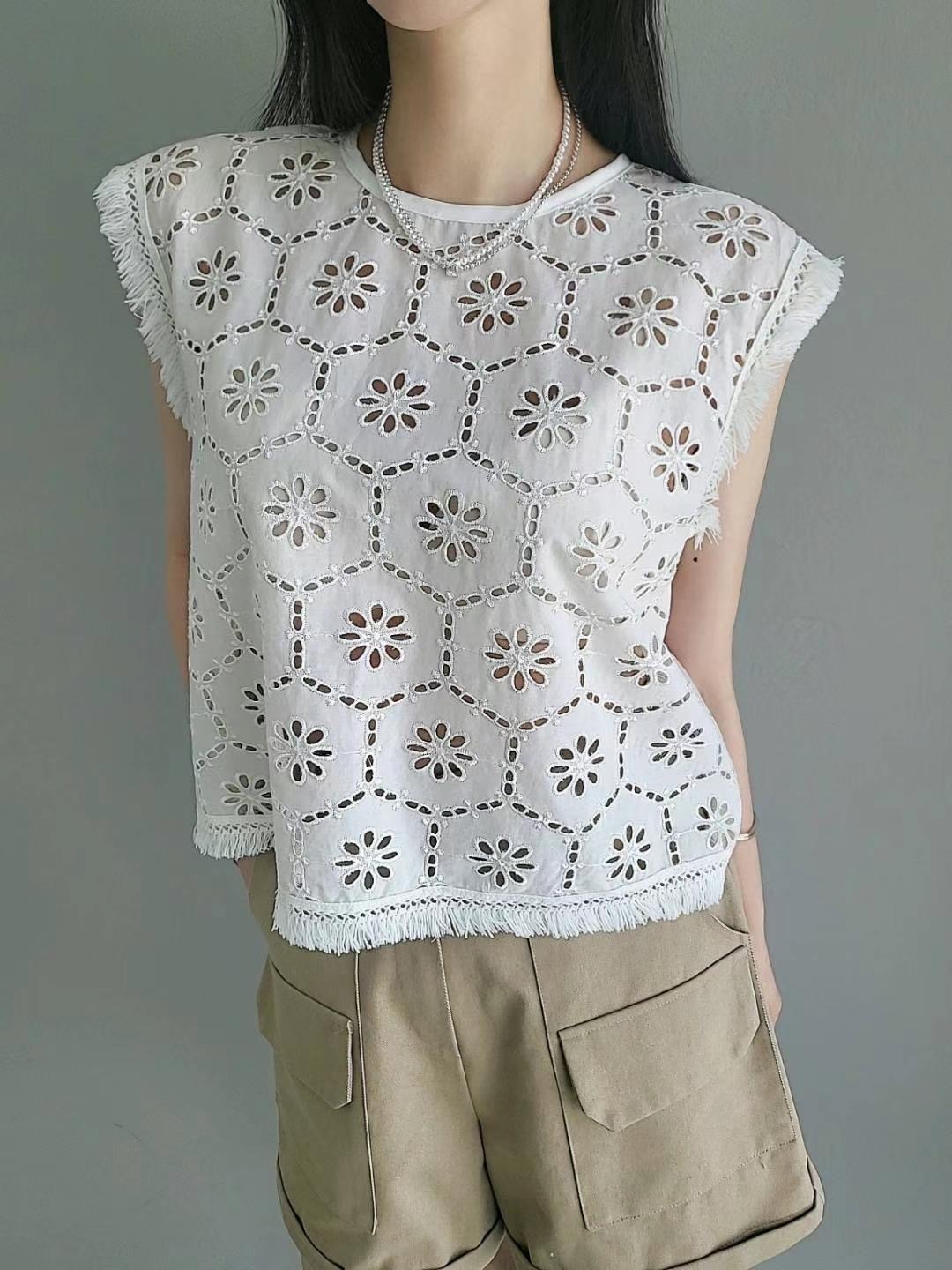 0355E736-0415-4D72-8ED3-79648E99BC36