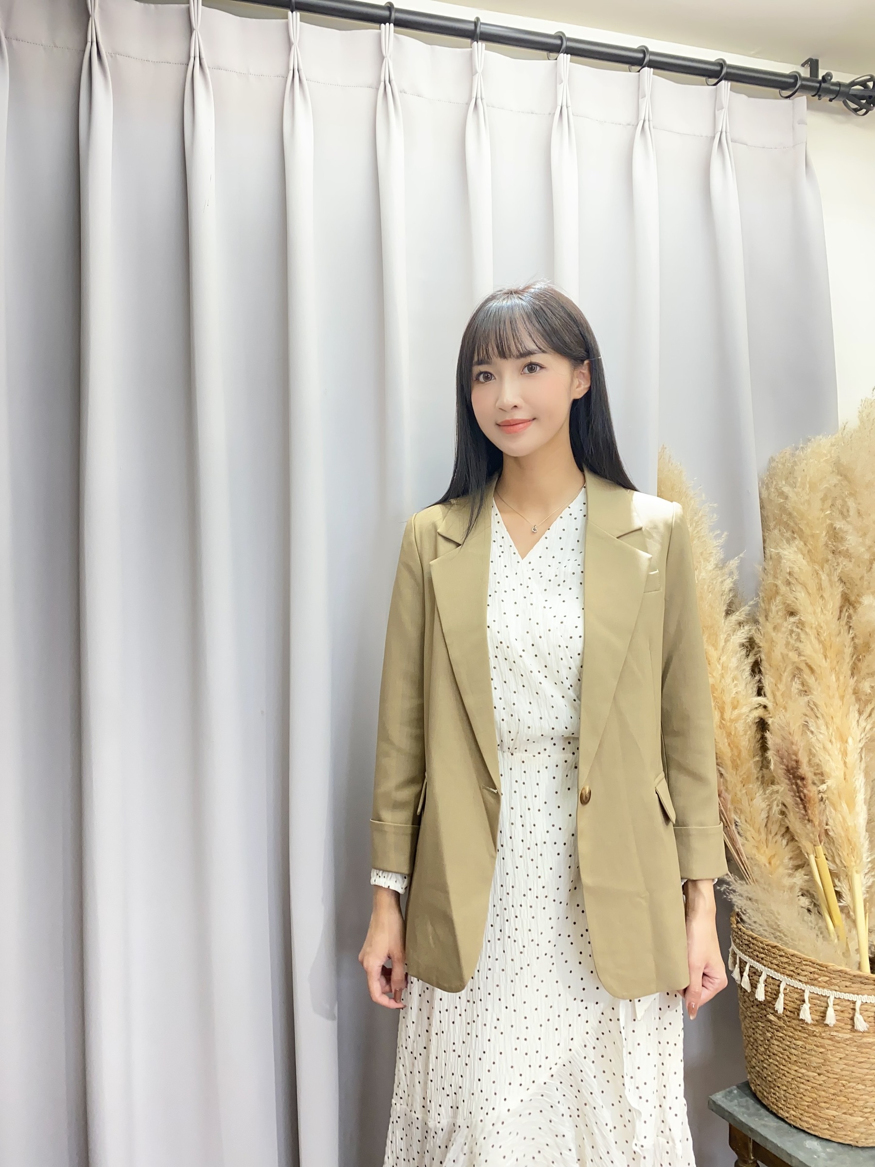 2AC27BF1-256A-43FA-9065-1D95A4FC8B42