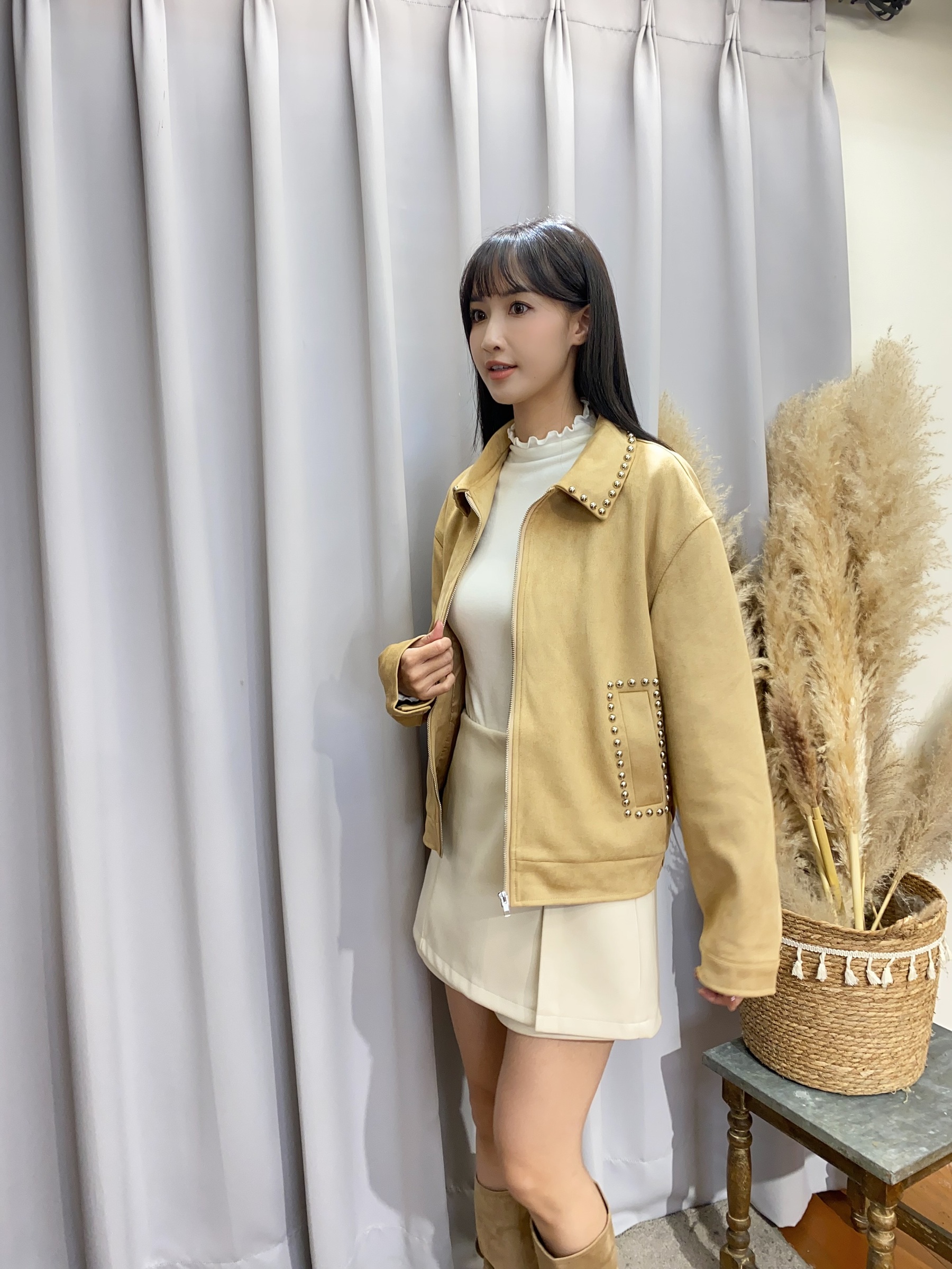 1FFEF065-2C16-4806-BF9E-91E35CAE1FA9