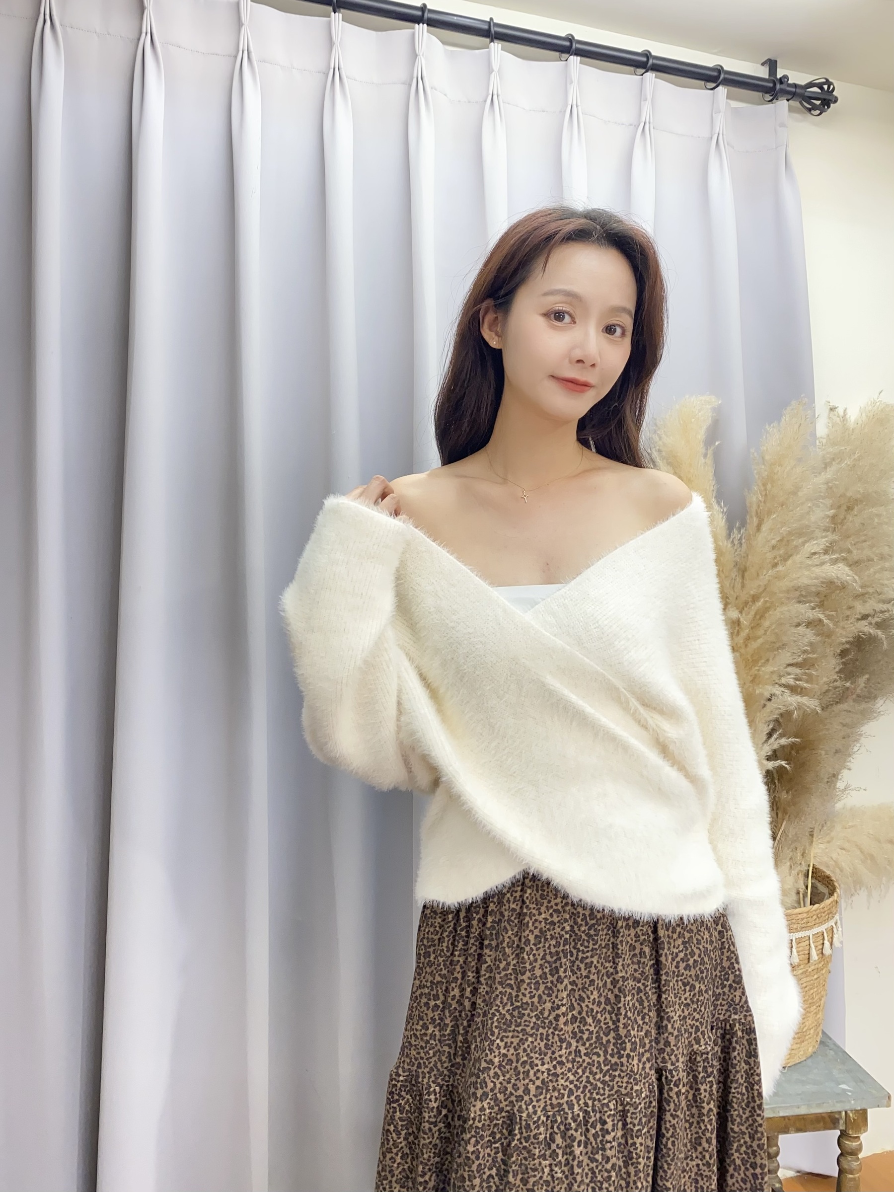 77EE4600-2375-4869-A85B-77064D07D44E