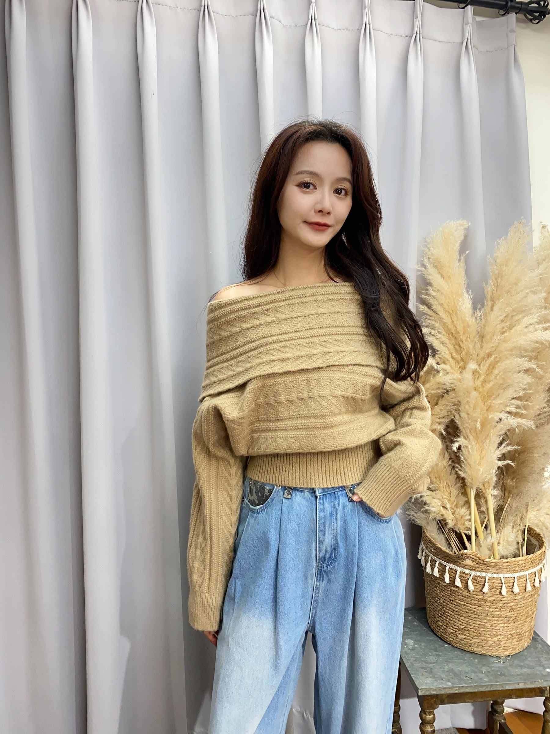 6D858FD7-FB7A-402A-9B89-2EA01ED0F04A