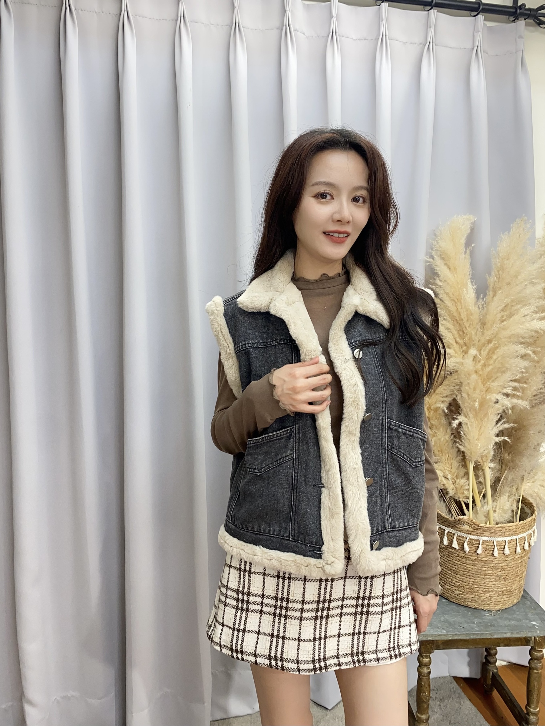 53E824F5-6A4A-42FE-A2DE-D99387E01B03