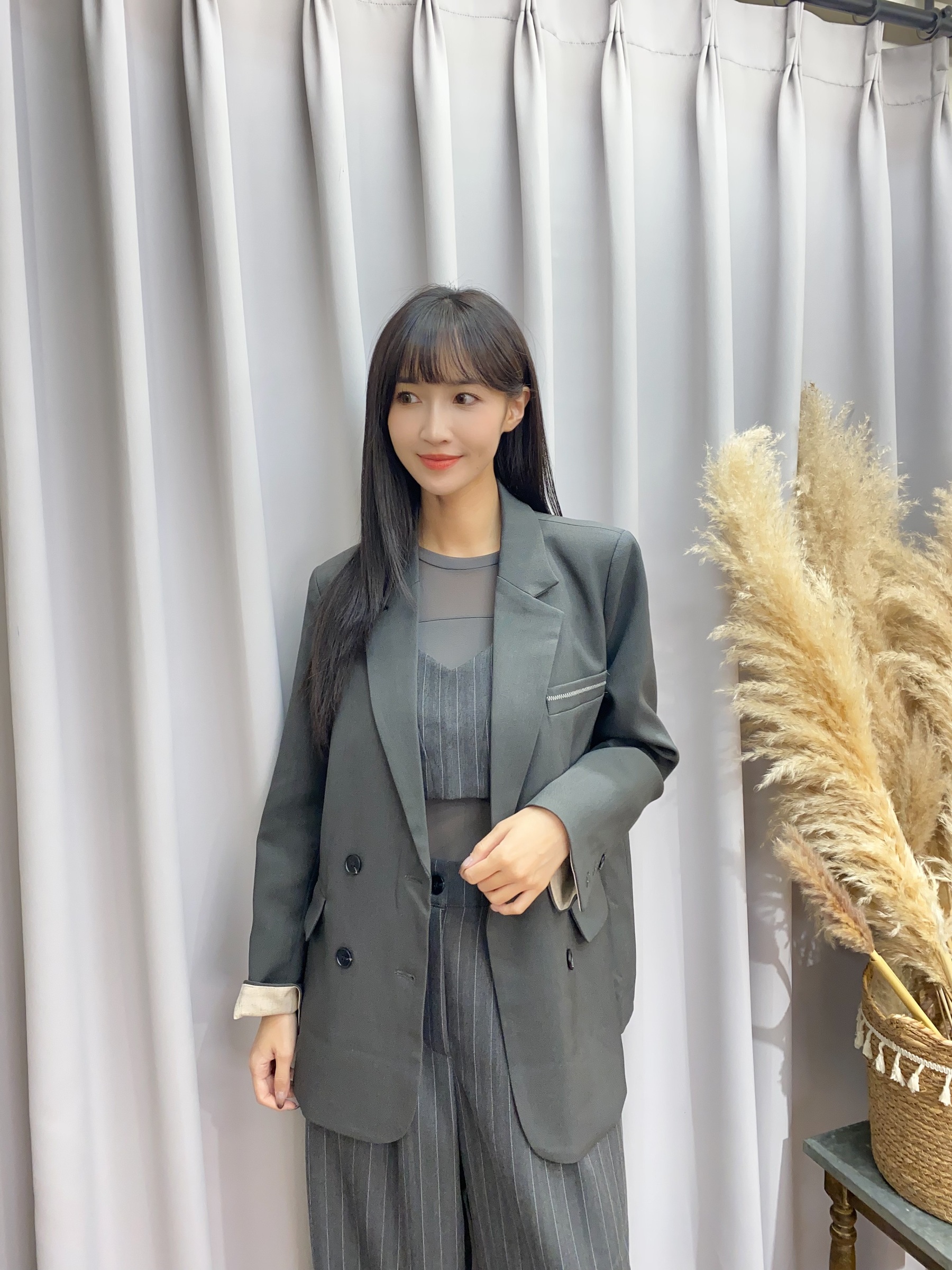 98C20147-0888-4D38-8D8C-23CA0B0558BF