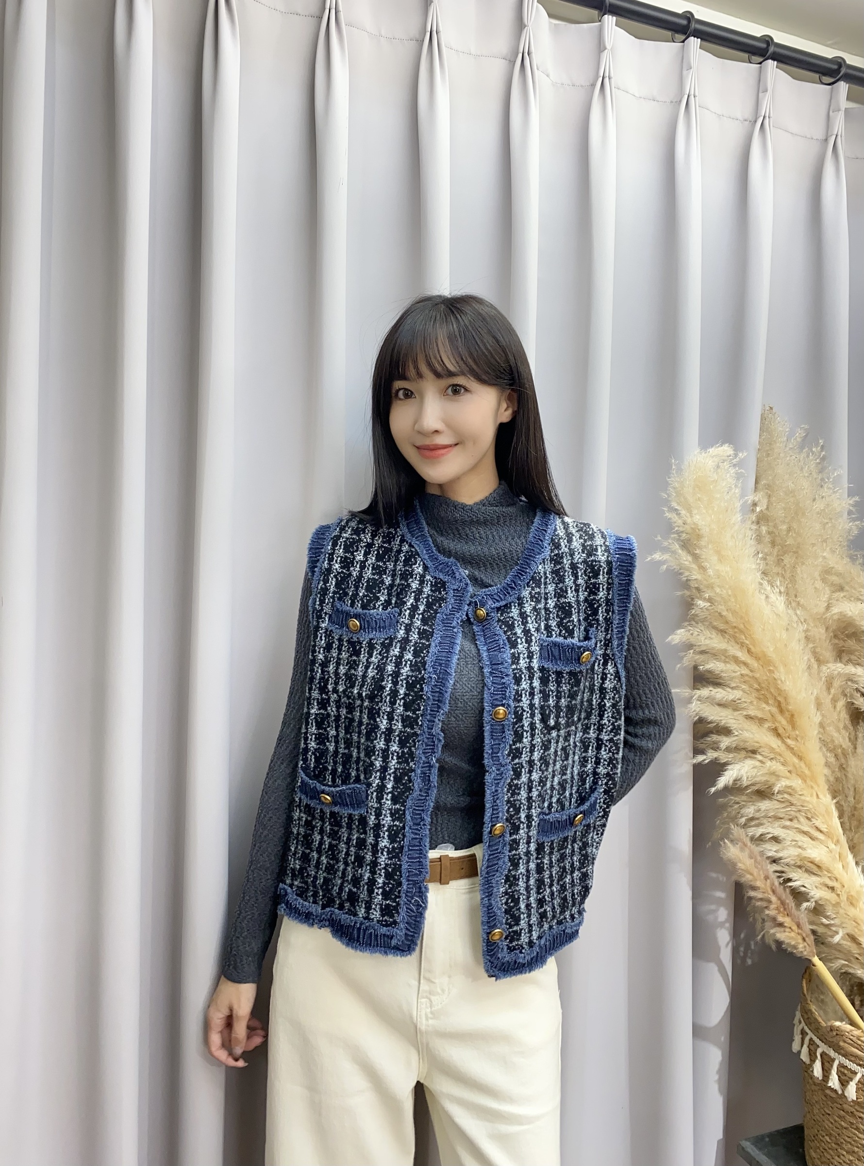 F9D70689-13D5-493D-897F-1B2B456425C3